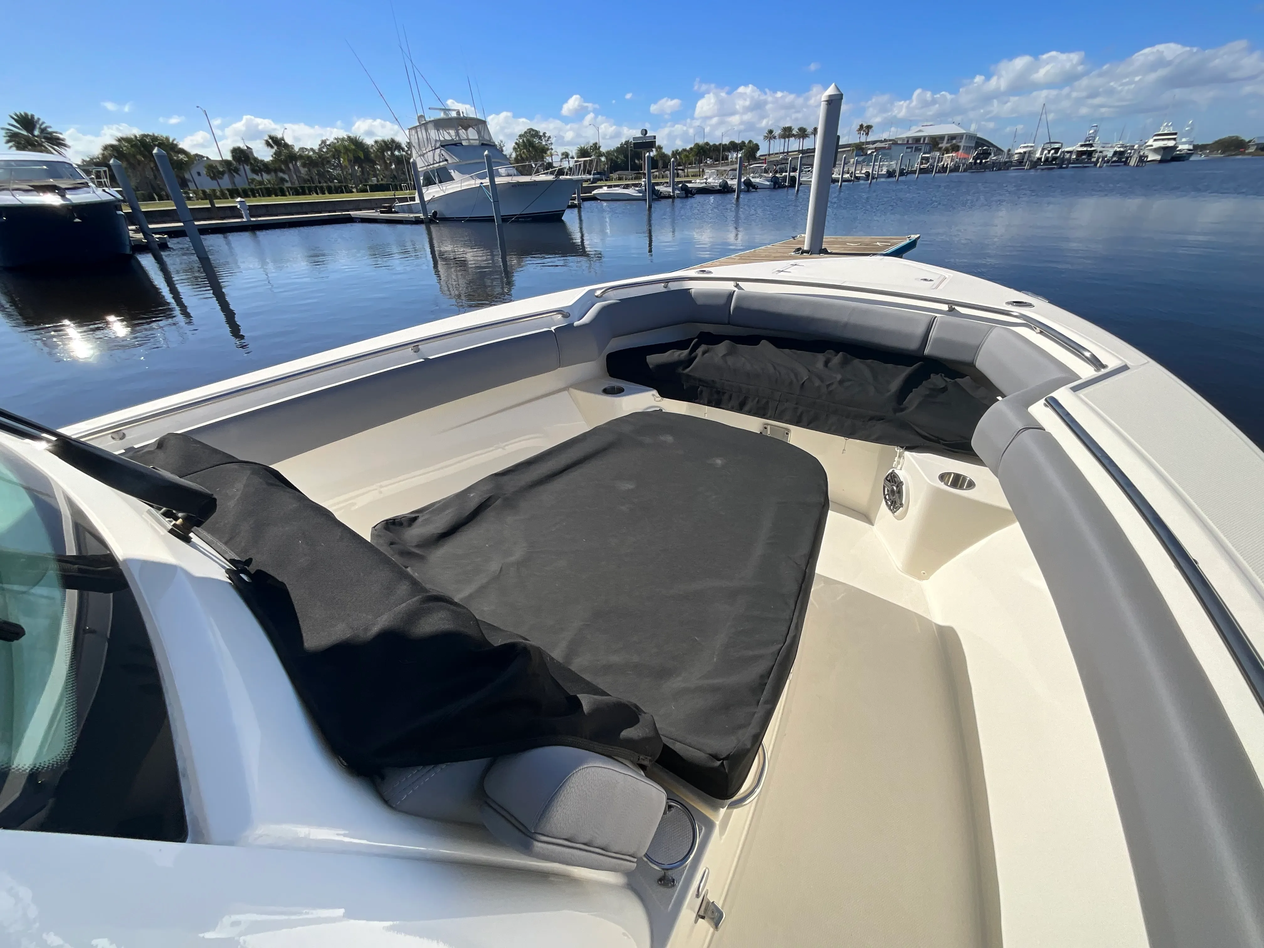 2023 Boston Whaler 280 OUTRAGE Image Thumbnail #23
