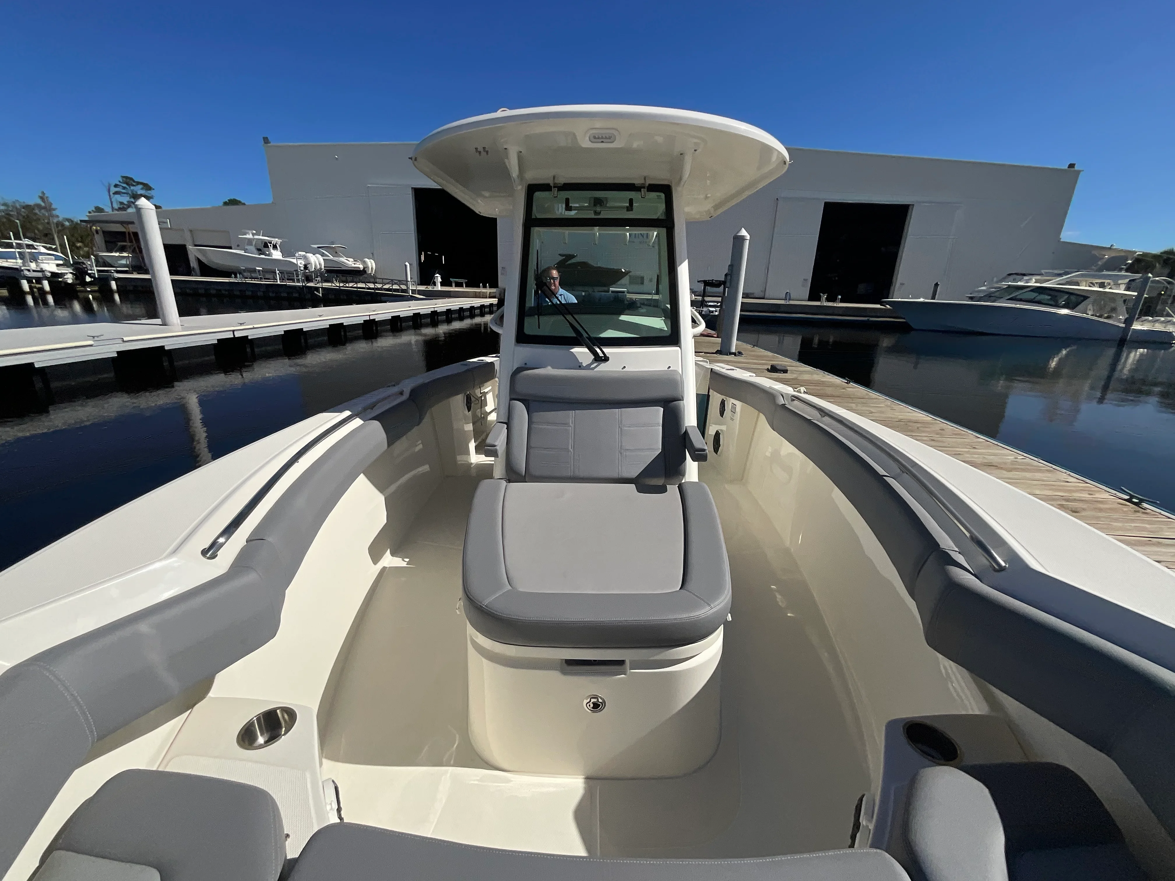 2023 Boston Whaler 280 OUTRAGE Image Thumbnail #11