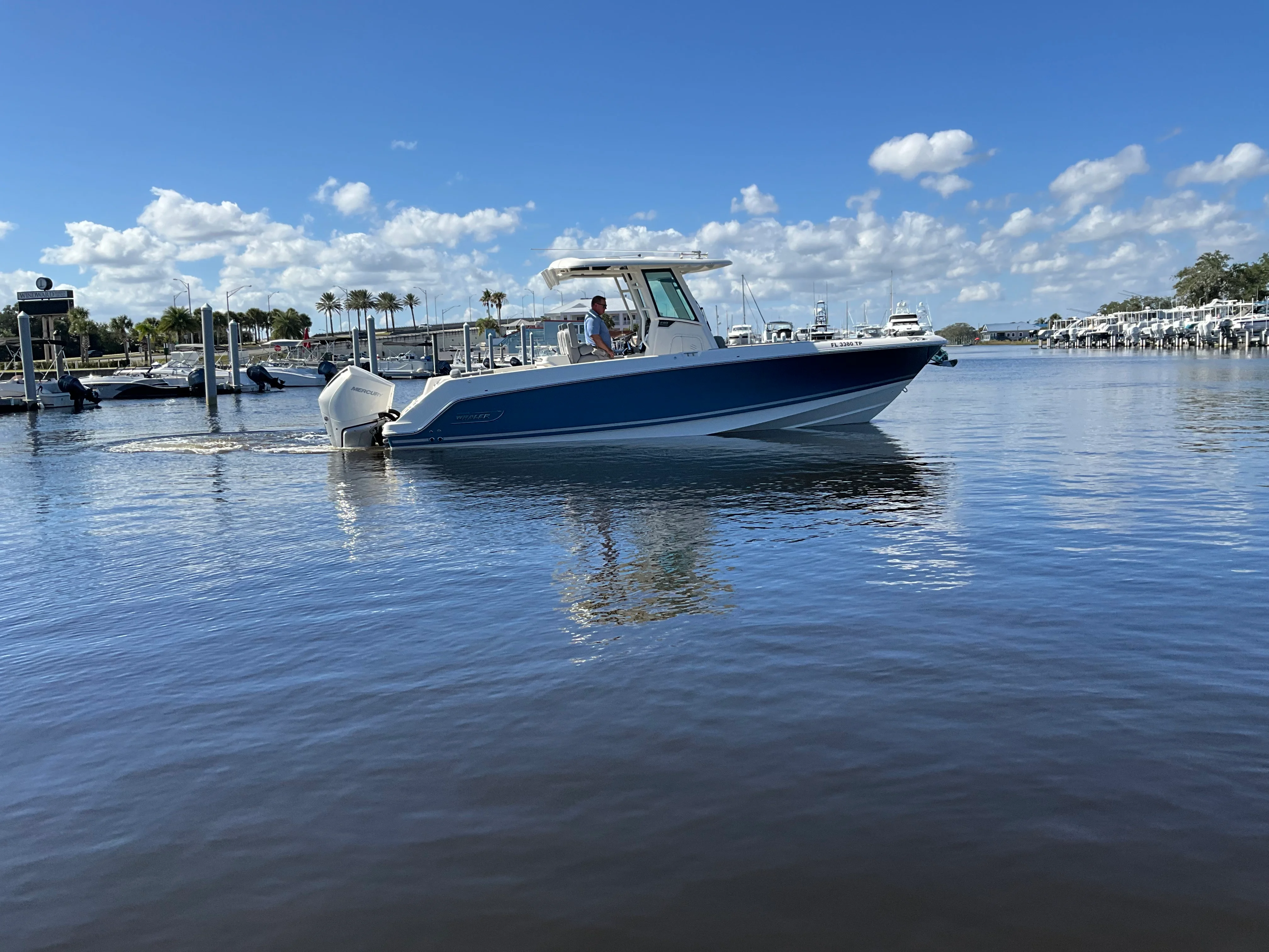 2023 Boston Whaler 280 OUTRAGE Image Thumbnail #9