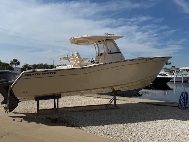 2021 Grady-White CANYON 306 Image Thumbnail #1