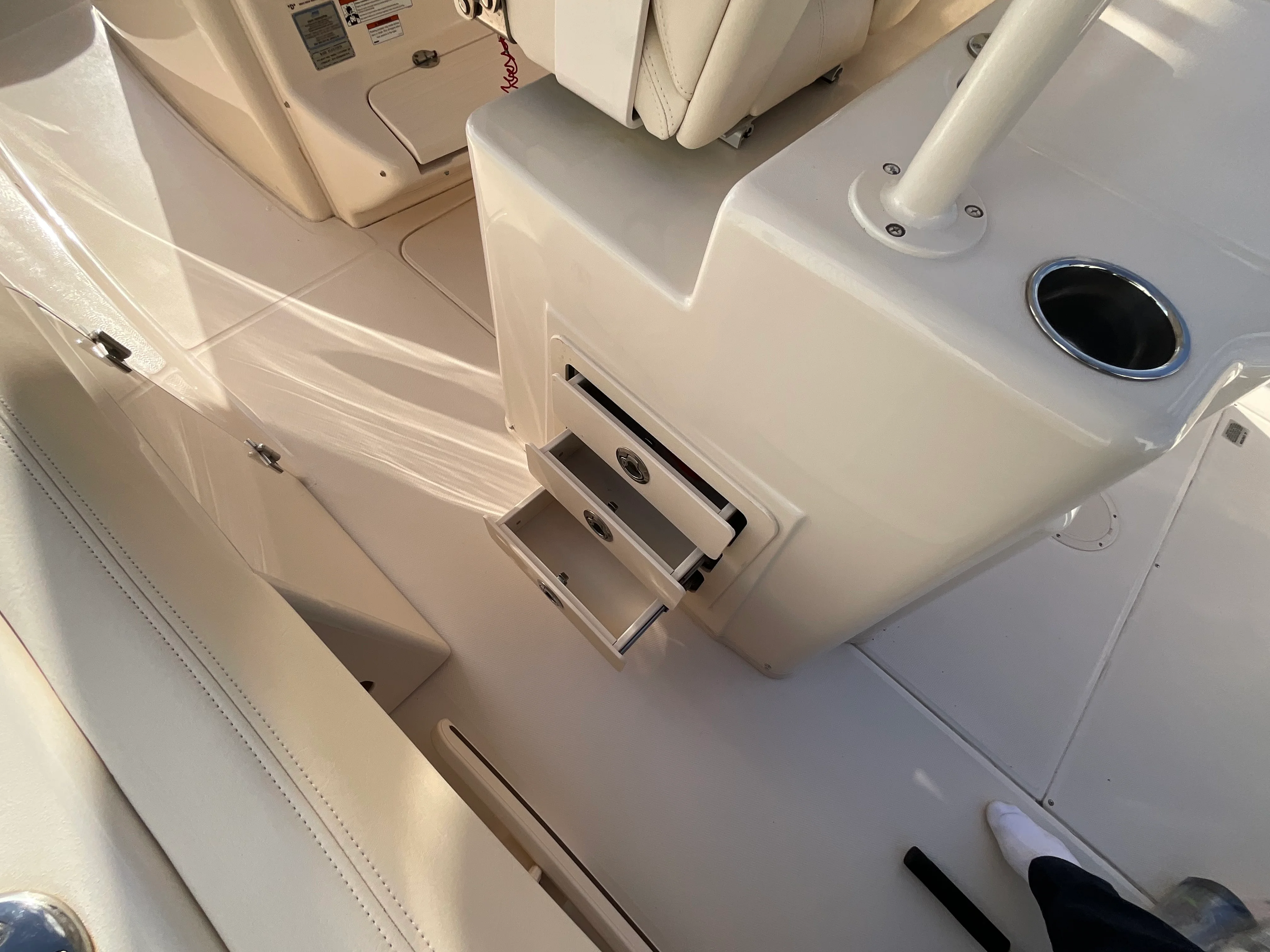 2021 Grady-White CANYON 306 Image Thumbnail #27