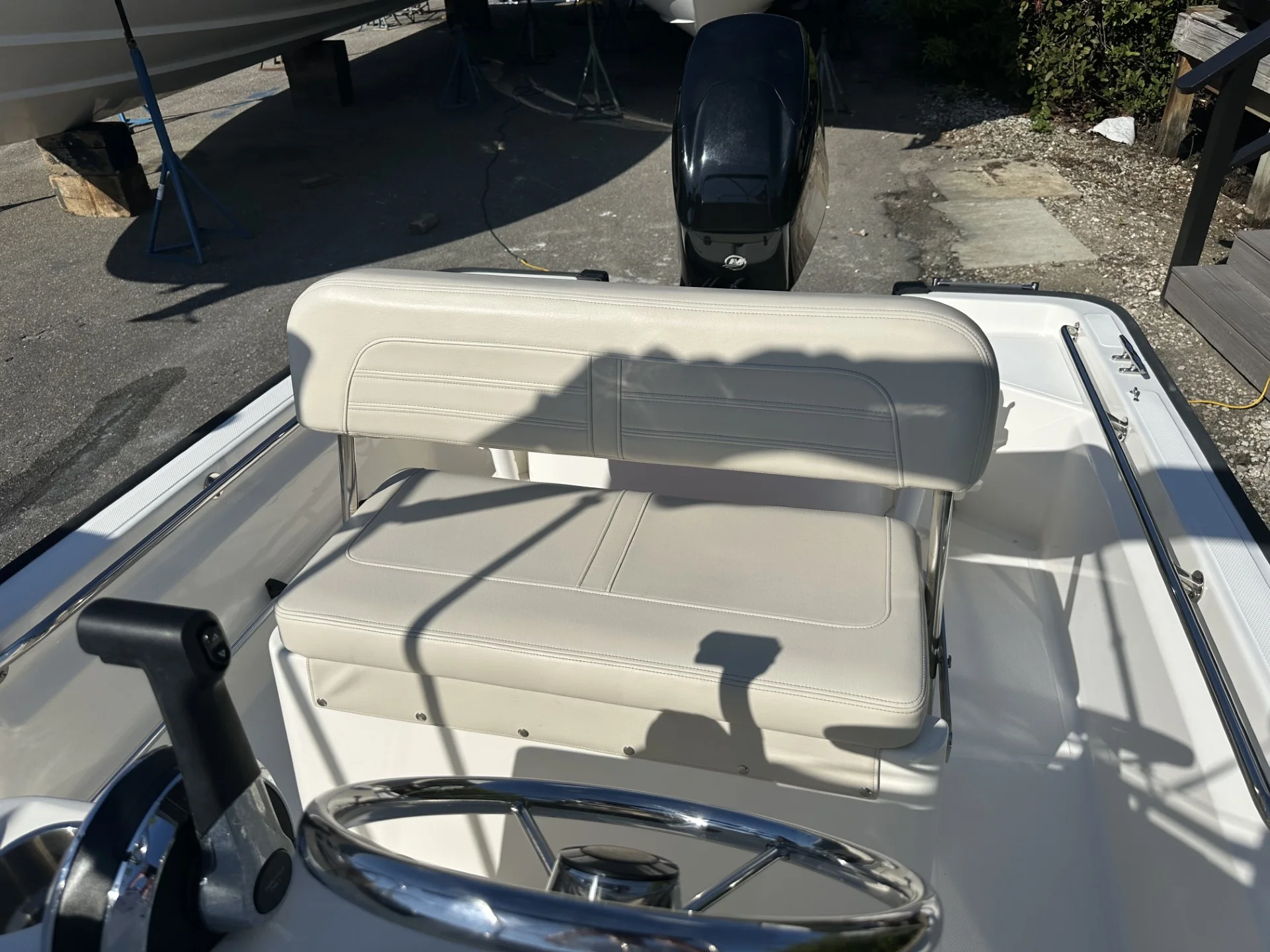 2023 Boston Whaler 15 MONTAUK Image Thumbnail #6