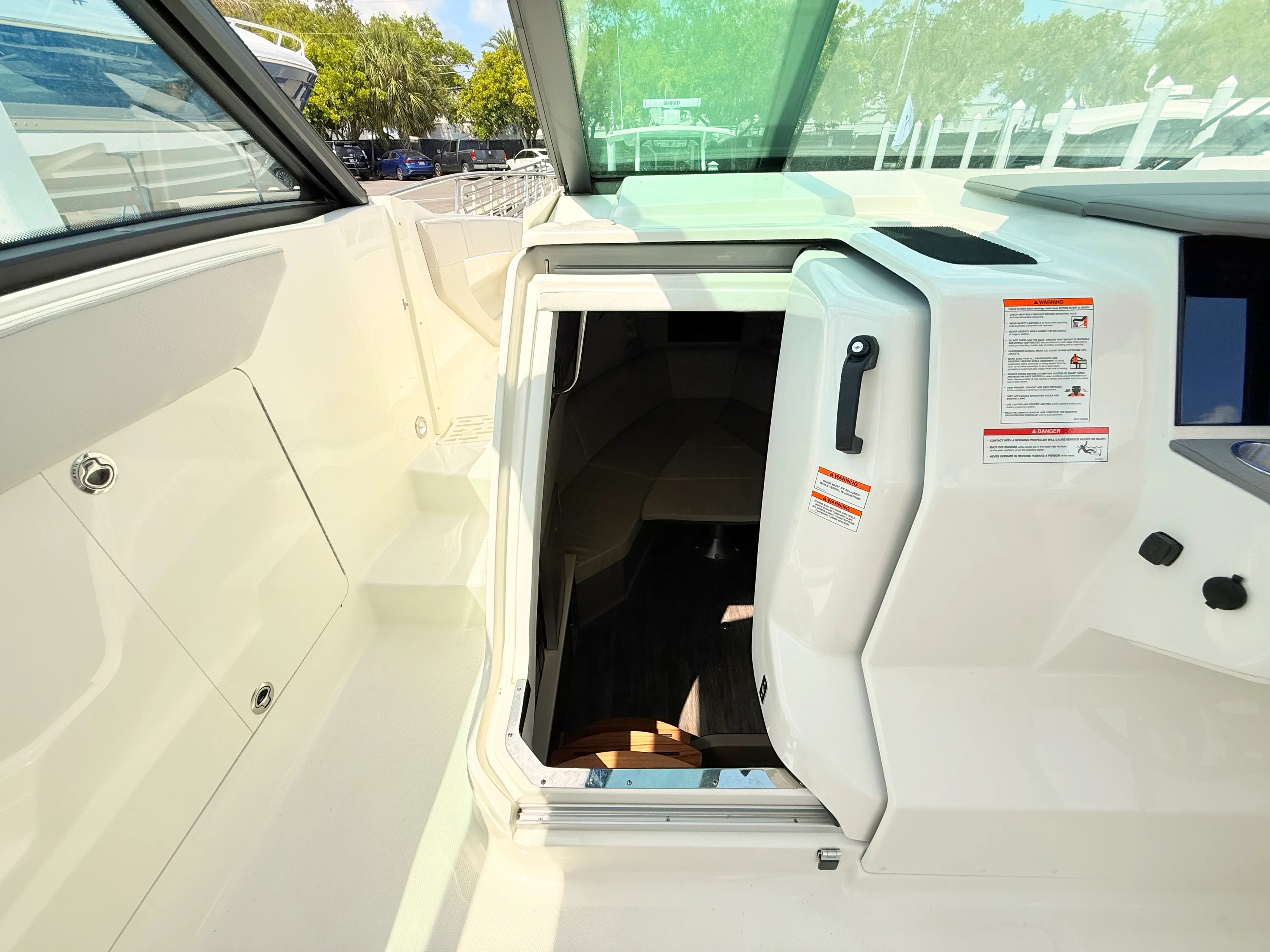 2026 Sea Ray Sundancer 320 Outboard Image Thumbnail #69