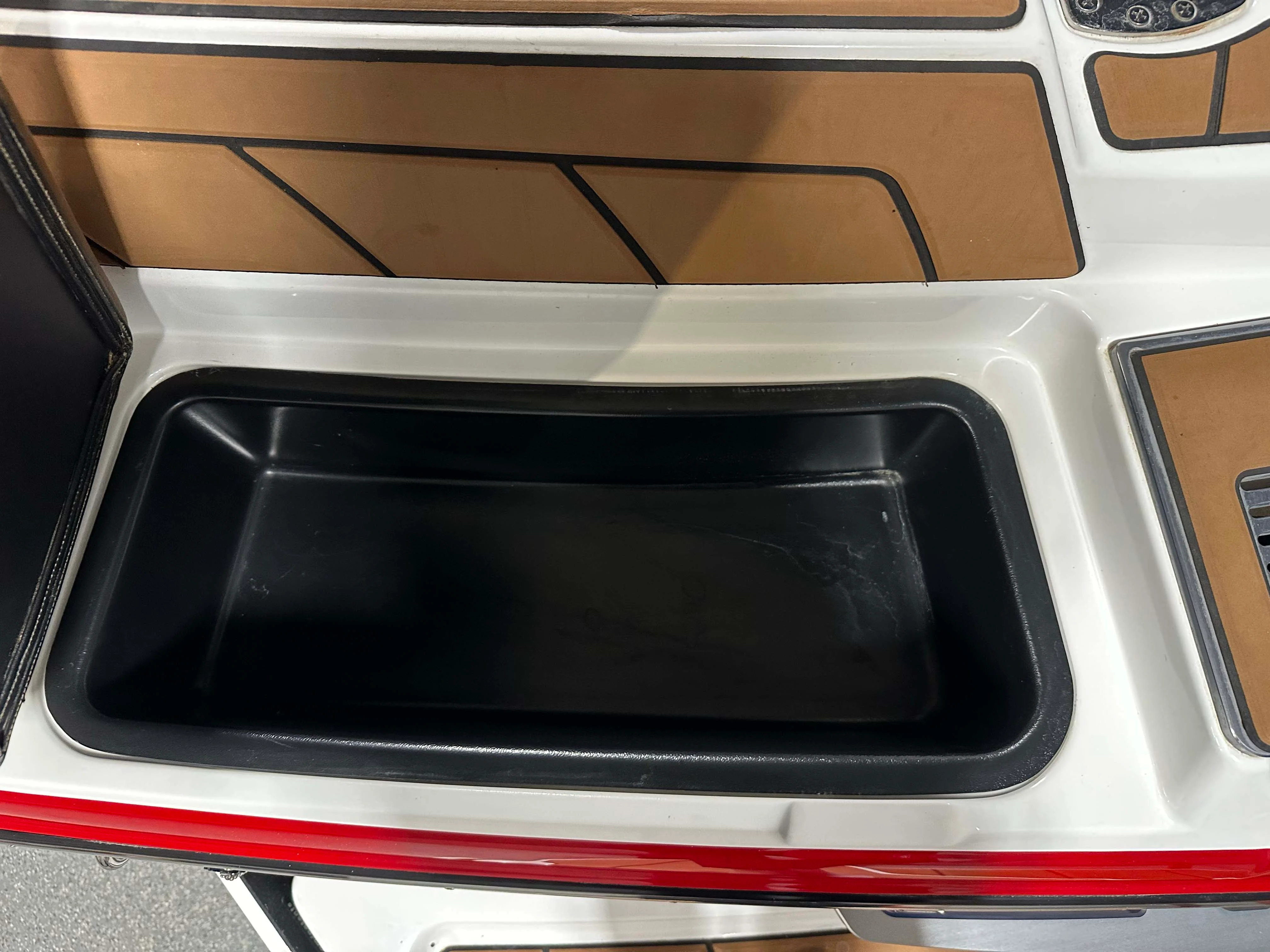 2021 Malibu 23LSV Image Thumbnail #11