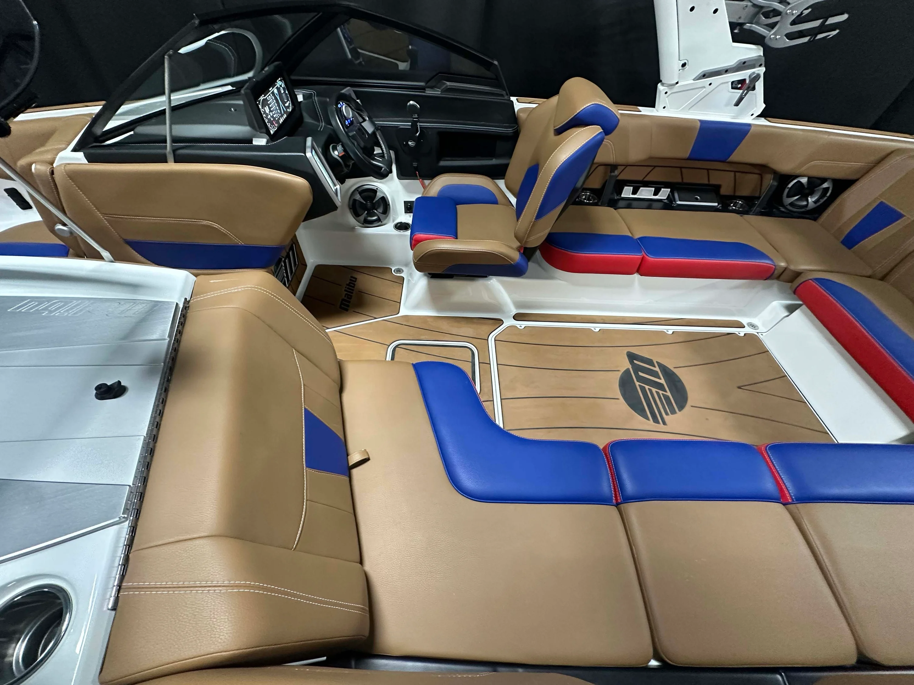 2021 Malibu 23LSV Image Thumbnail #2