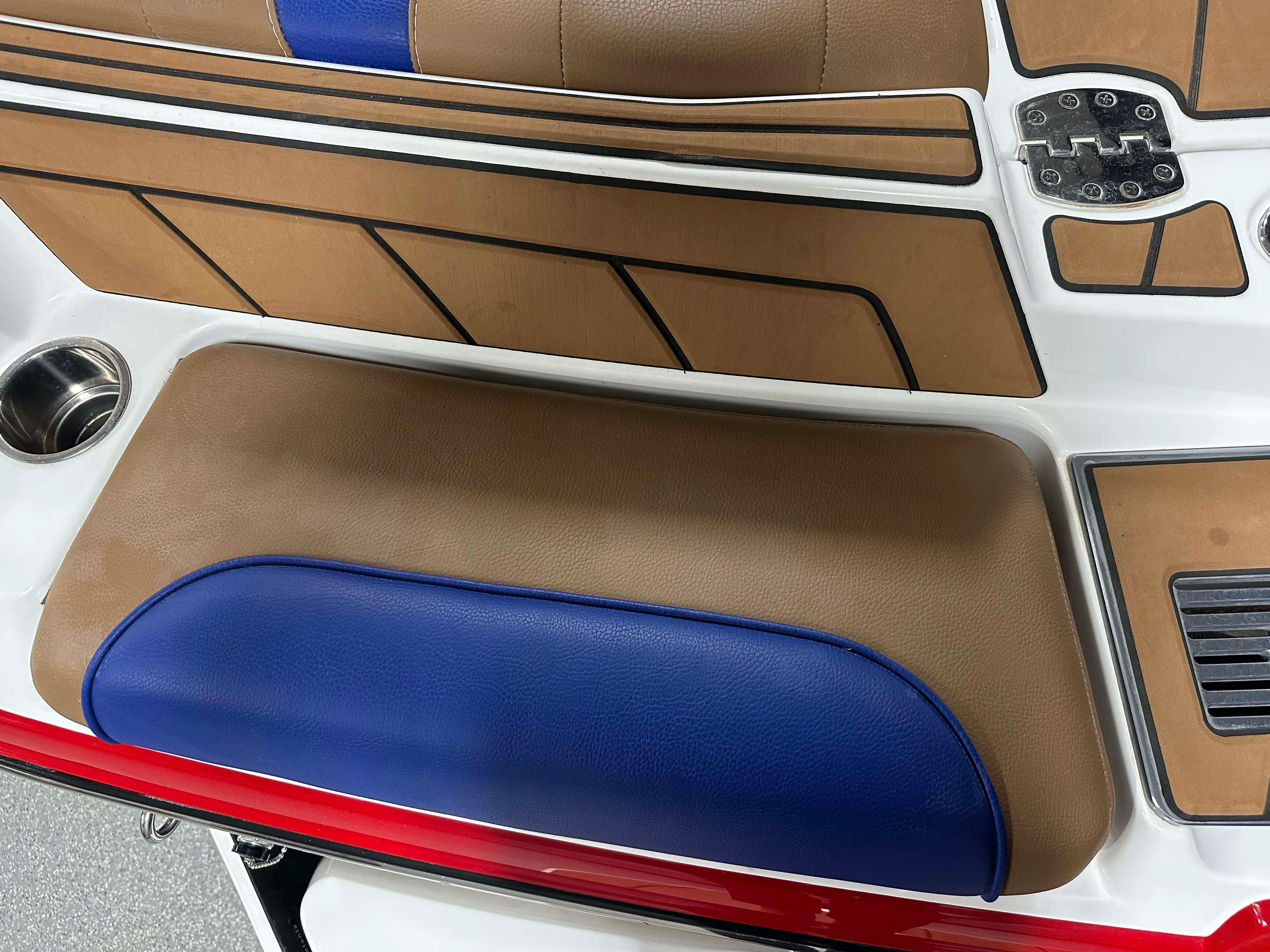 2021 Malibu 23LSV Image Thumbnail #10