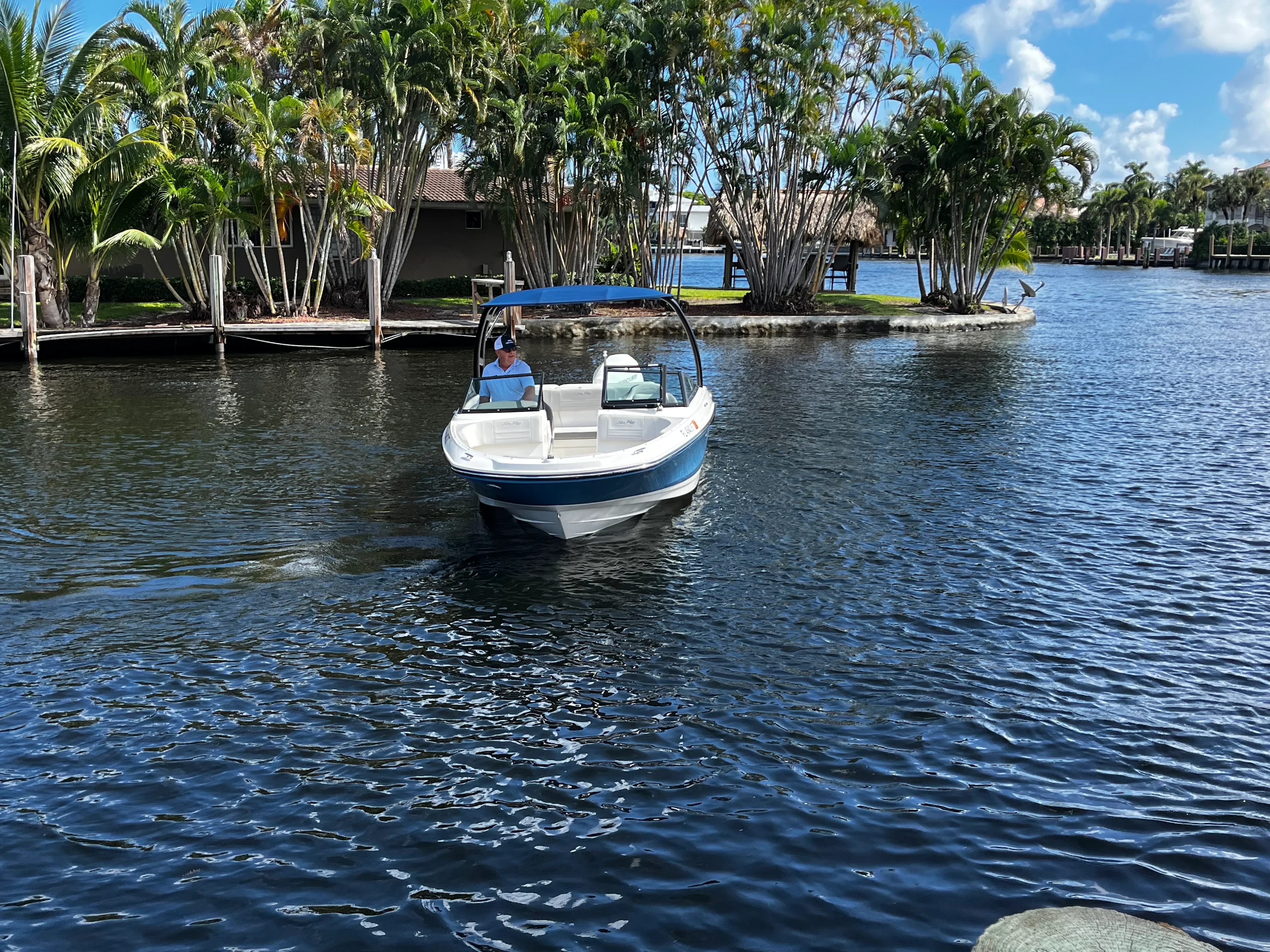 2020 Sea Ray 21 SPX-OB Image Thumbnail #4