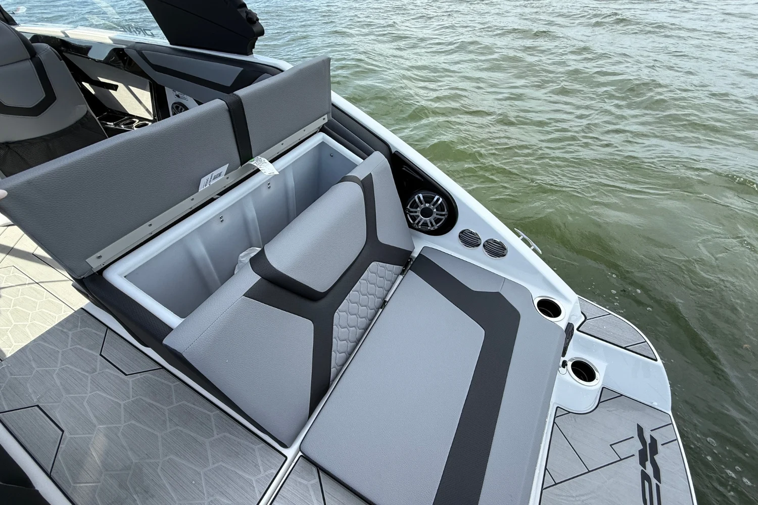 2026 Yamaha 222XD Image Thumbnail #10