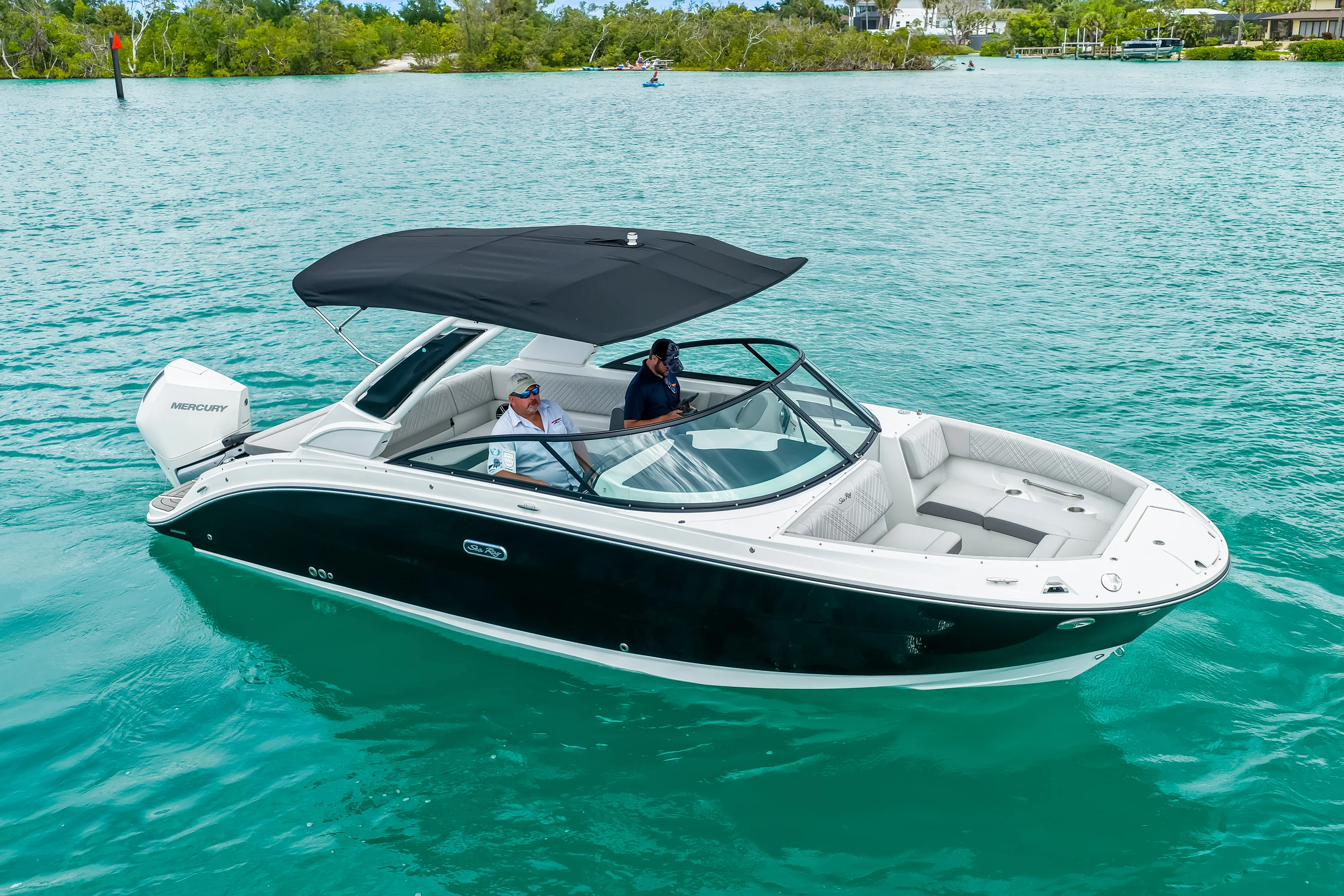 2026 Sea Ray SDX 250 Outboard Image Thumbnail #51
