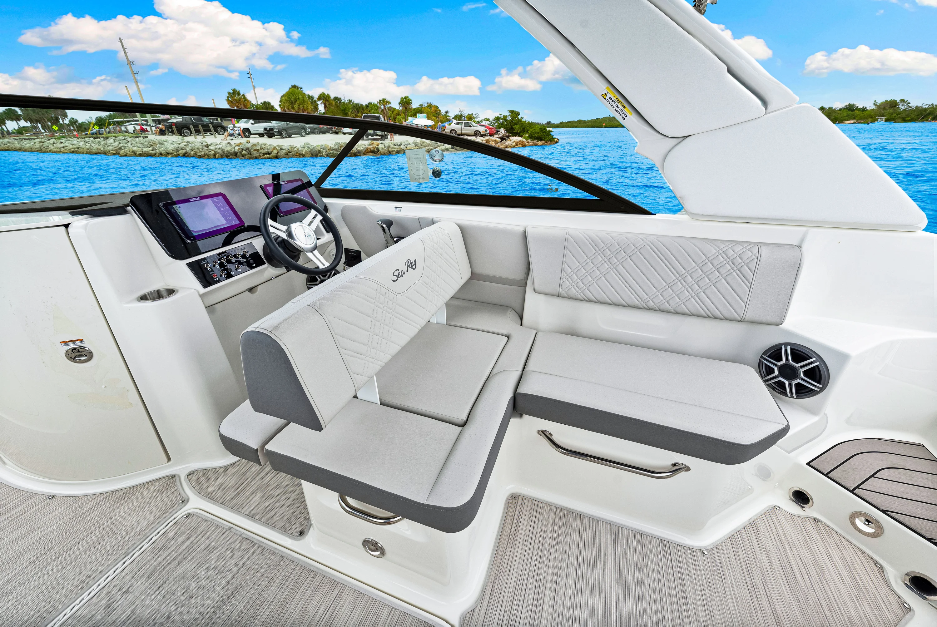 2026 Sea Ray SDX 250 Outboard Image Thumbnail #13