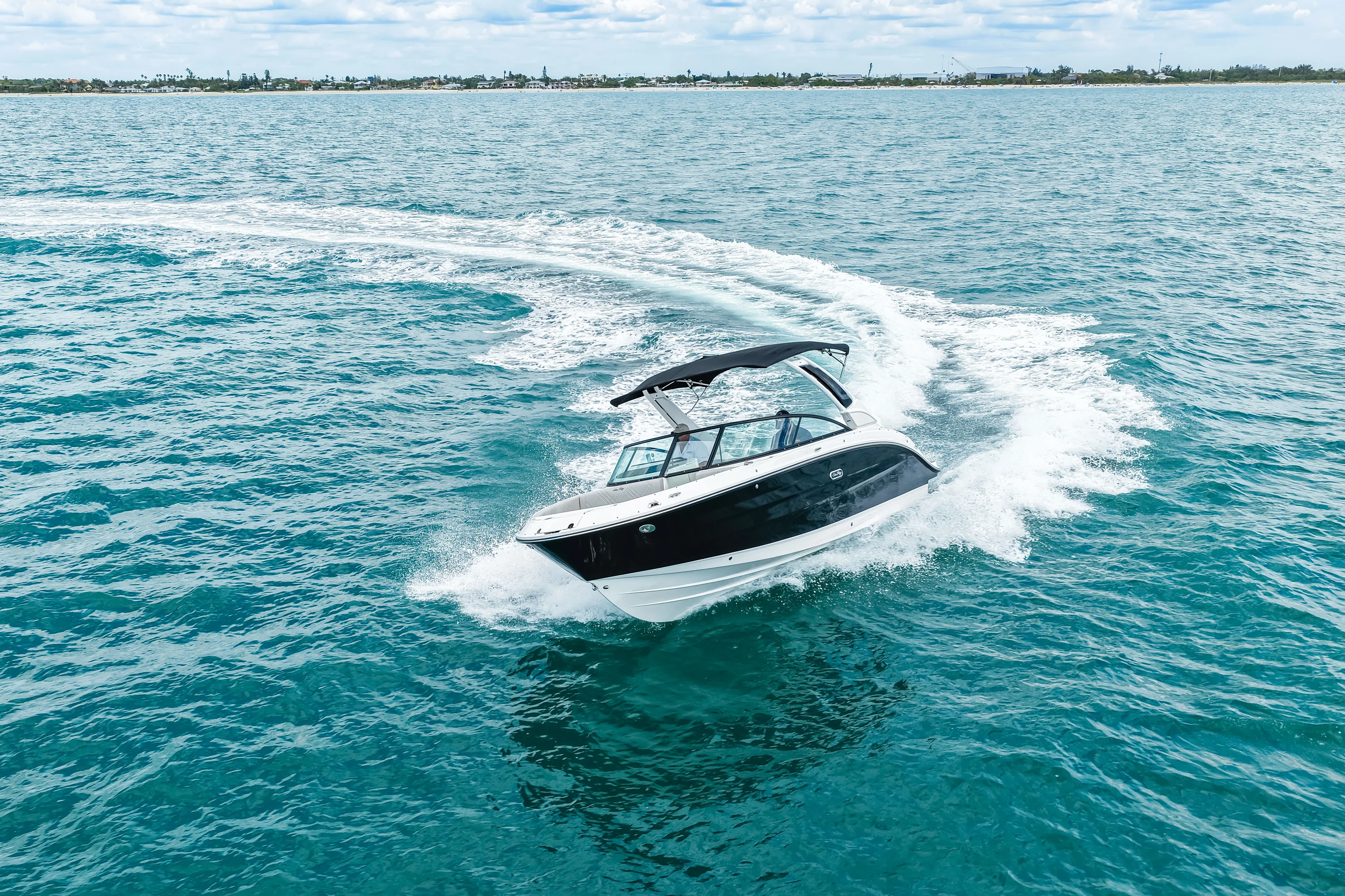 2026 Sea Ray SDX 250 Outboard Image Thumbnail #28