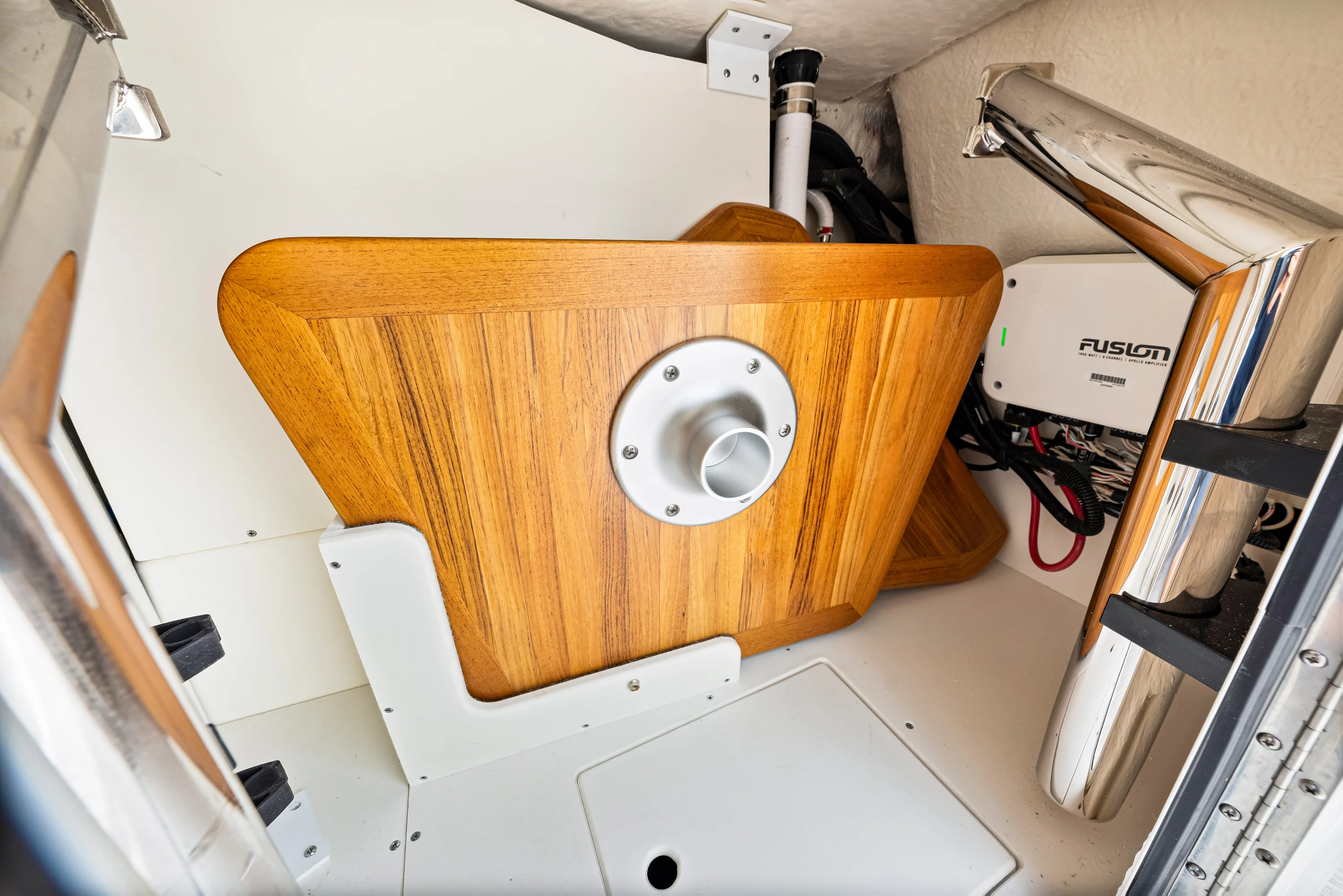 2026 Sea Ray SDX 250 Outboard Image Thumbnail #69