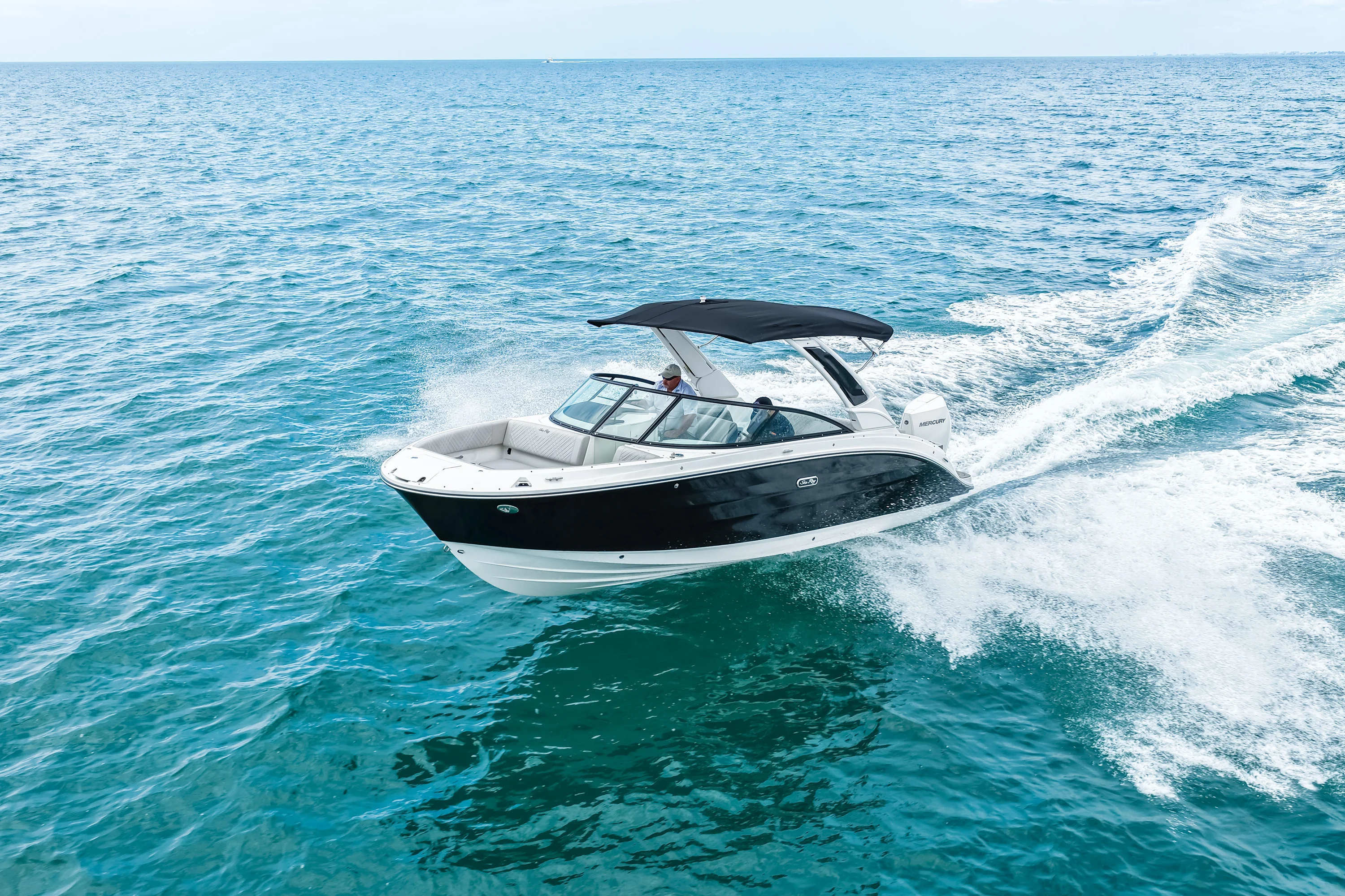 2026 Sea Ray SDX 250 Outboard Image Thumbnail #18
