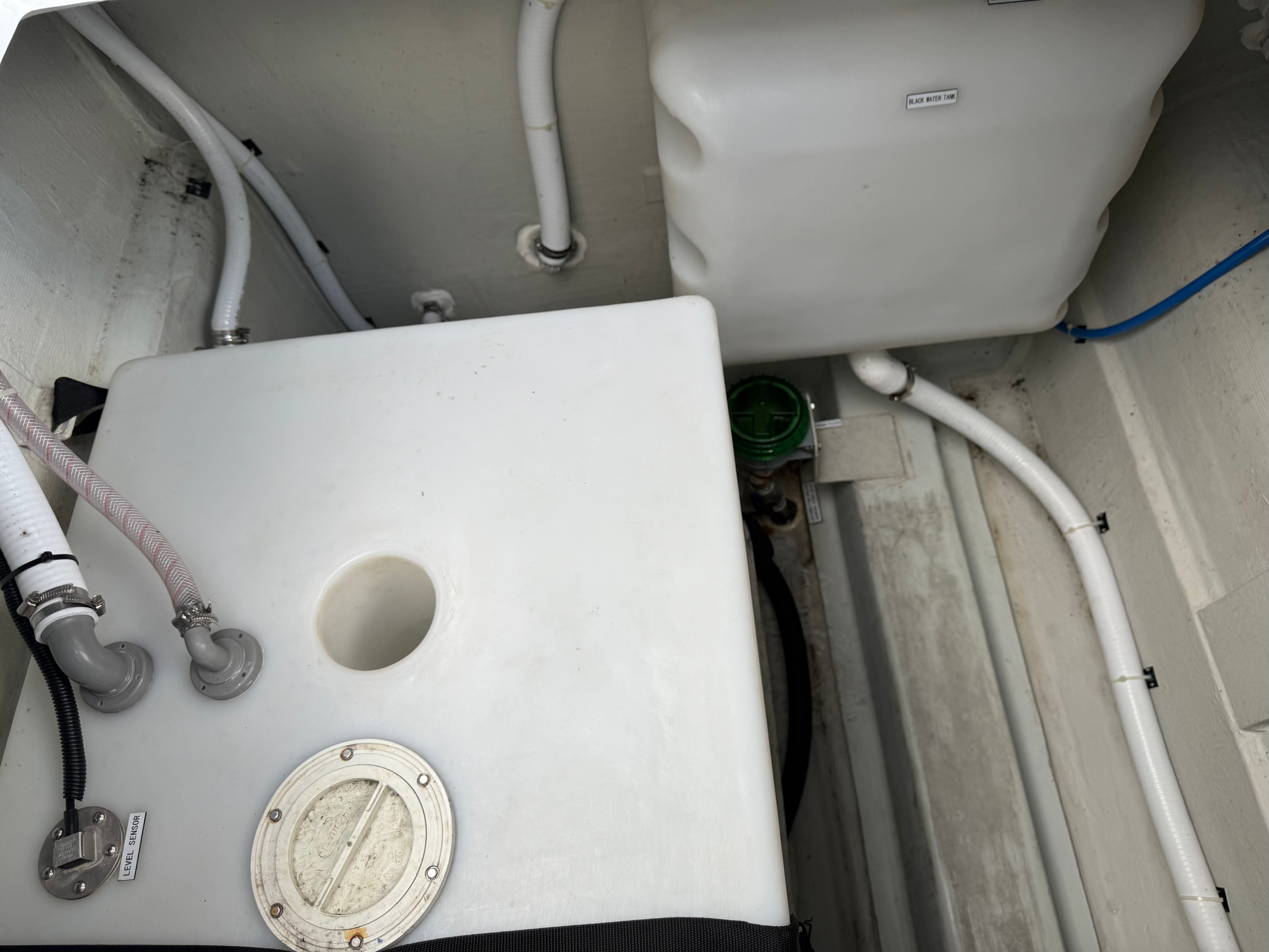 2021 Aquila 36 Image Thumbnail #25