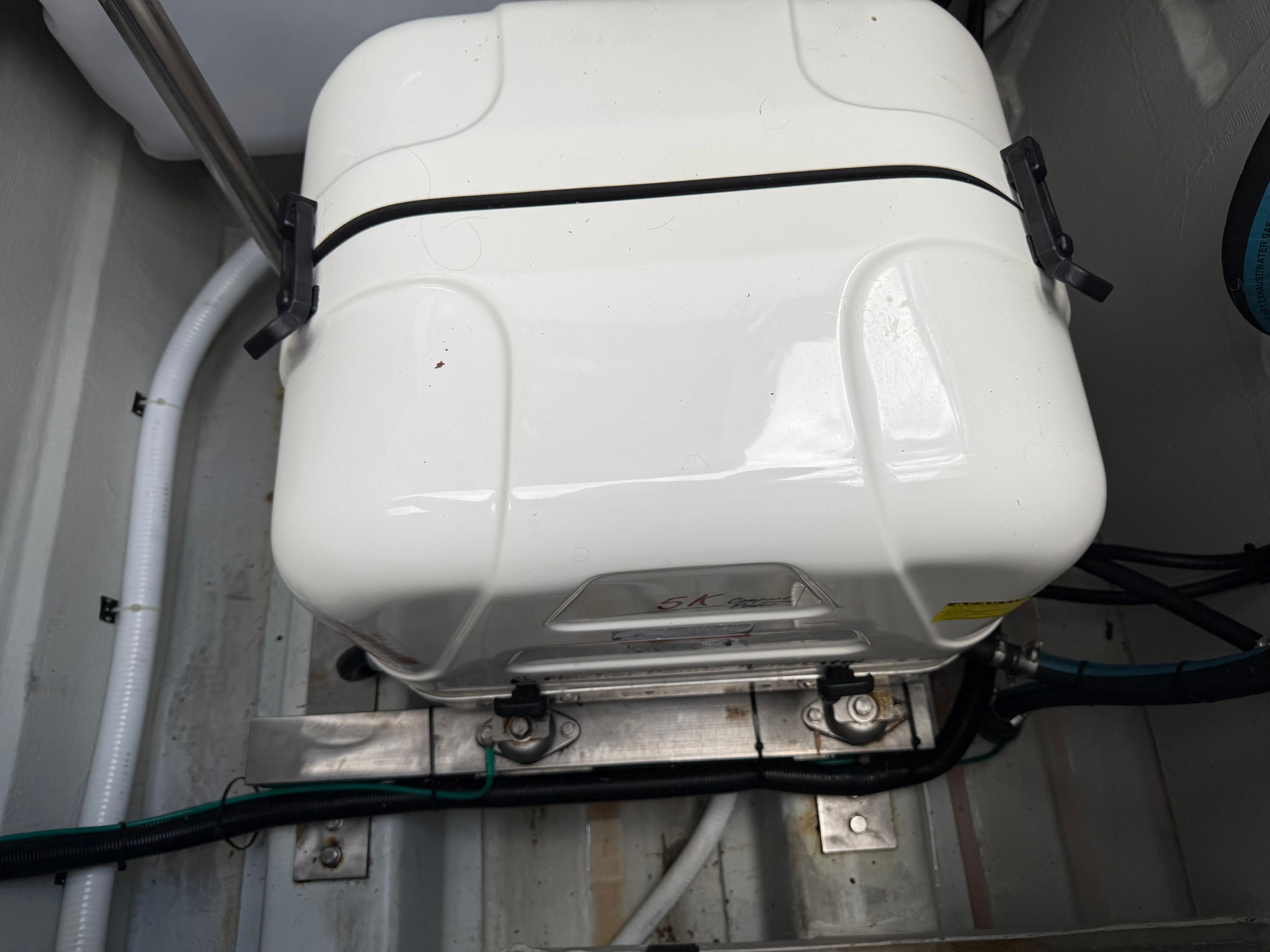 2021 Aquila 36 Image Thumbnail #28