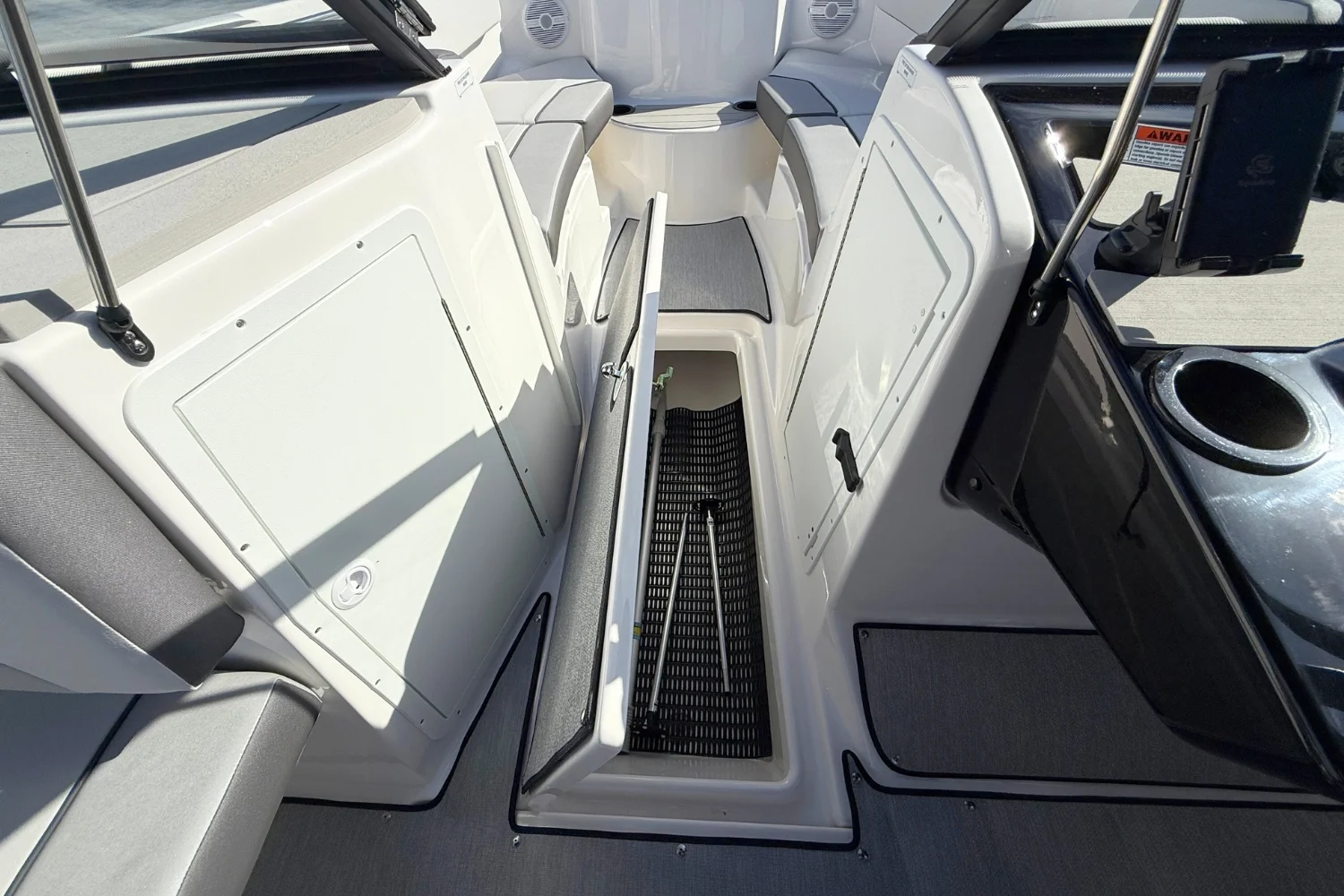 2026 Yamaha AR220 Image Thumbnail #23