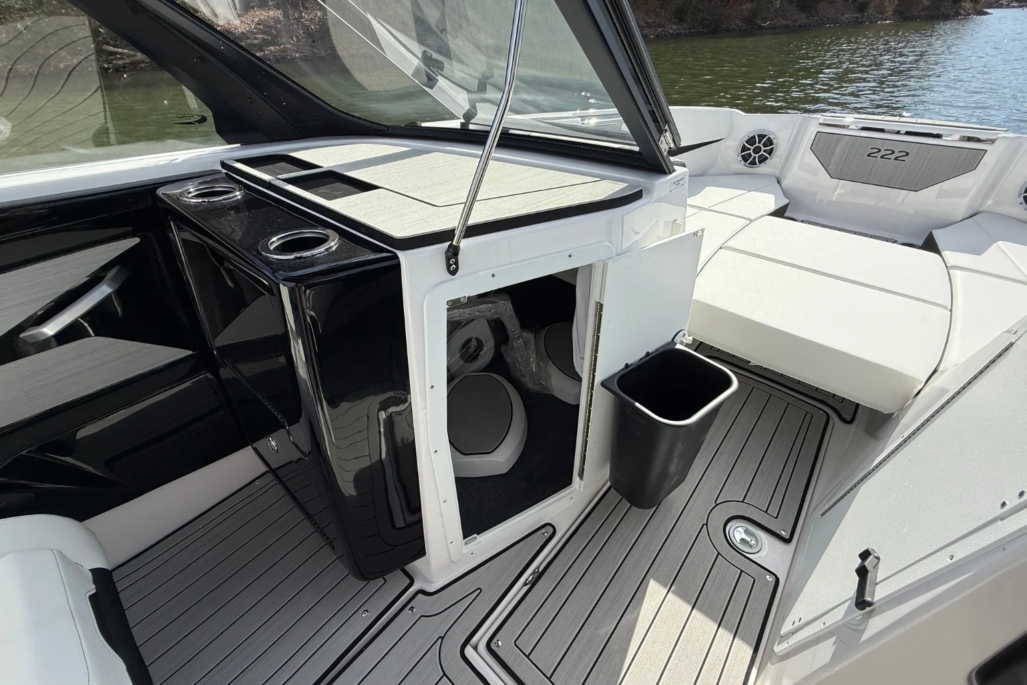 2026 Yamaha 222SE Image Thumbnail #21