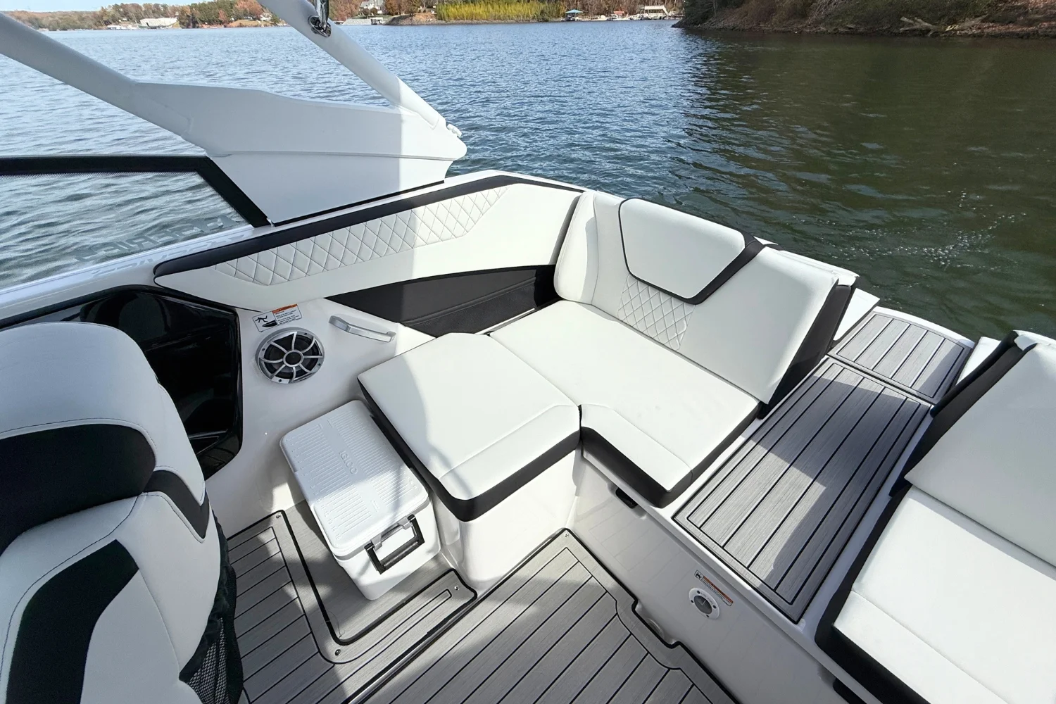 2026 Yamaha 222SE Image Thumbnail #16