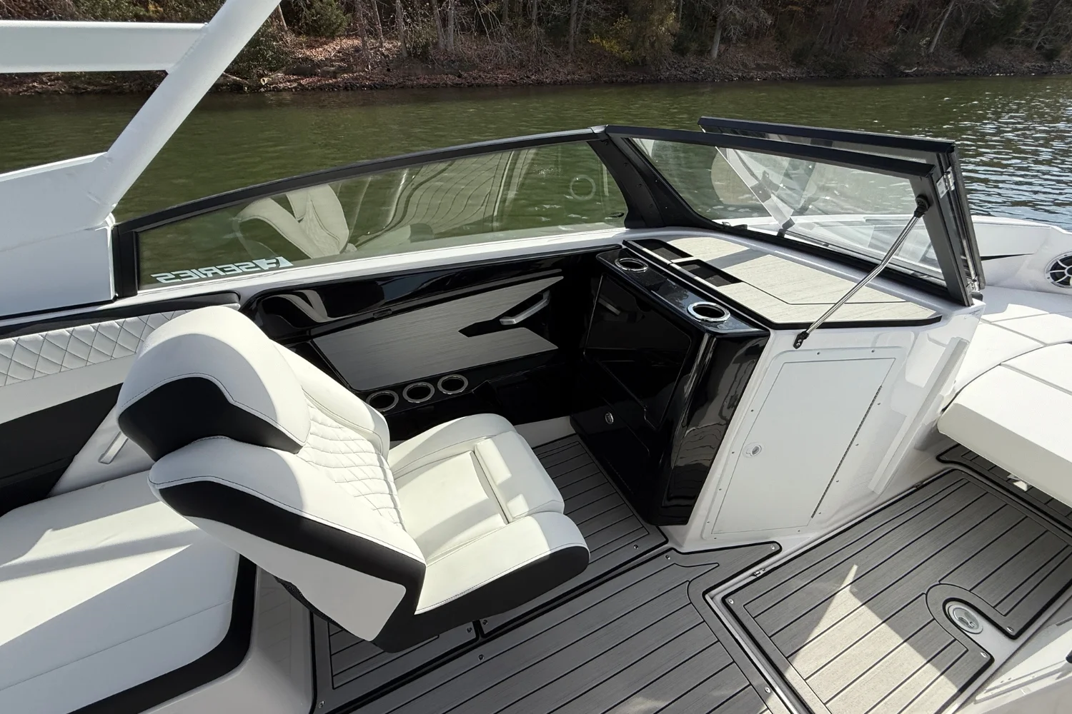 2026 Yamaha 222SE Image Thumbnail #19