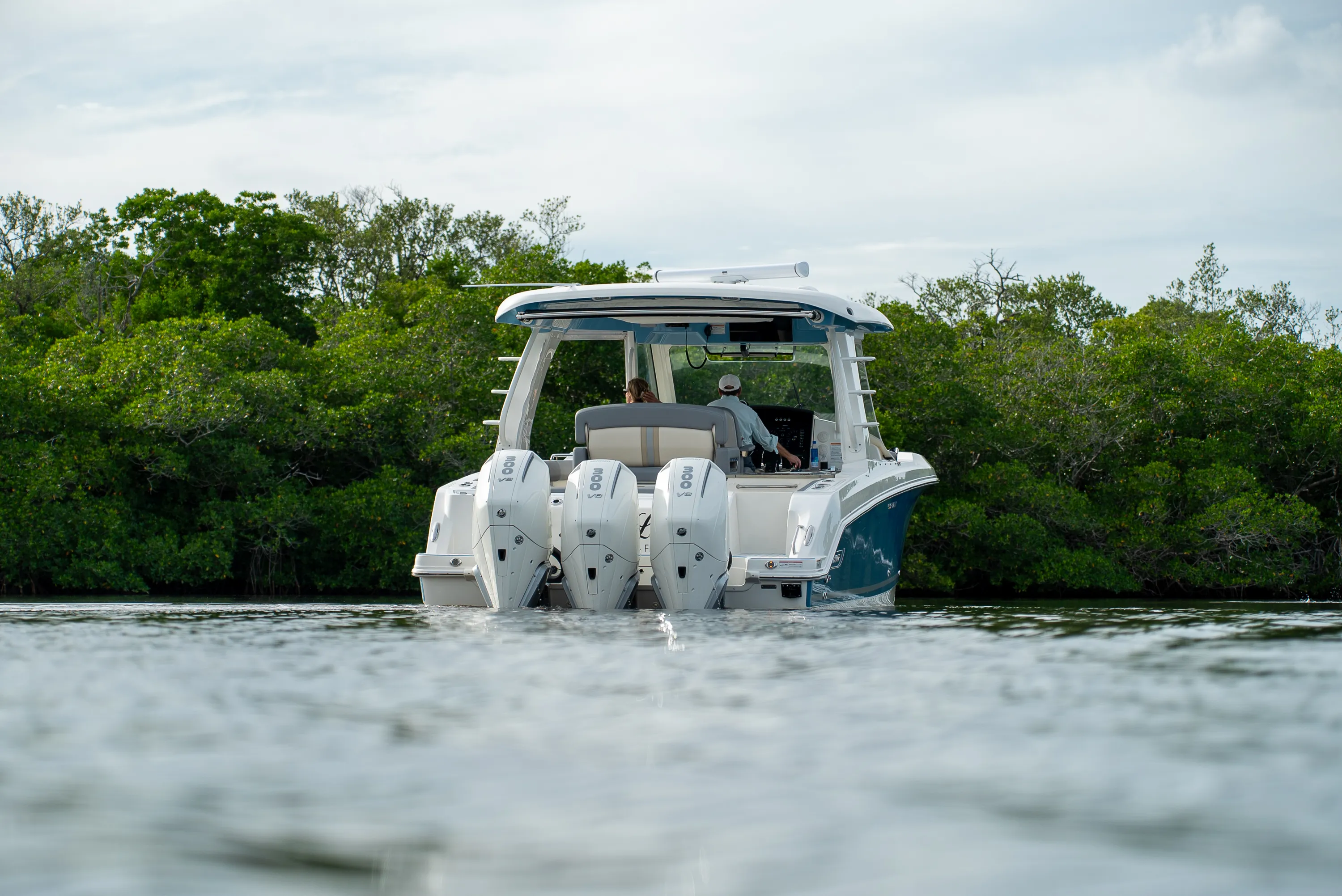 2025 Boston Whaler 350 REALM Image Thumbnail #40