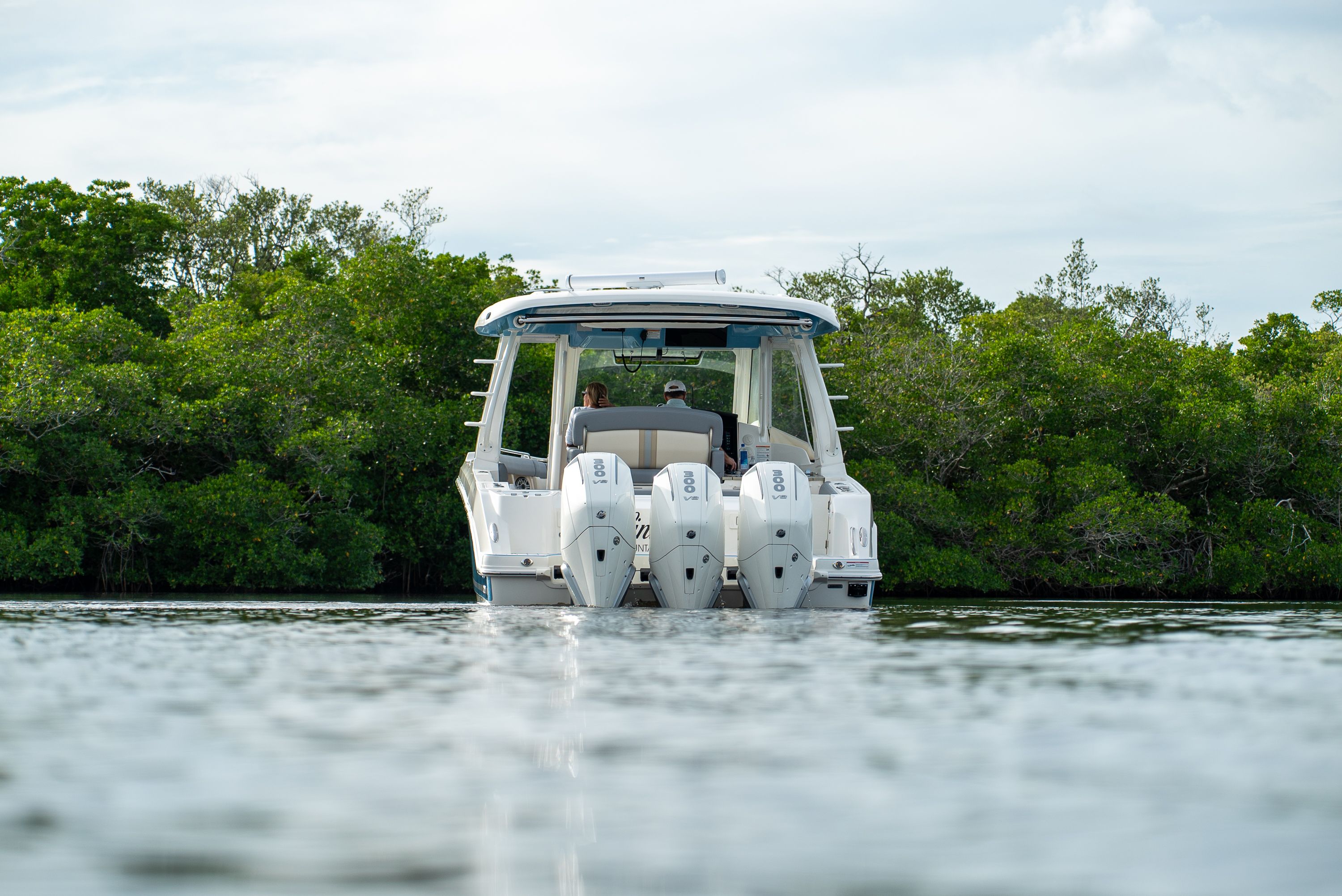 2025 Boston Whaler 350 REALM Image Thumbnail #39