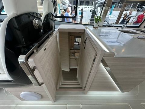 2026 Aquila 42 COUPE Image Thumbnail #17