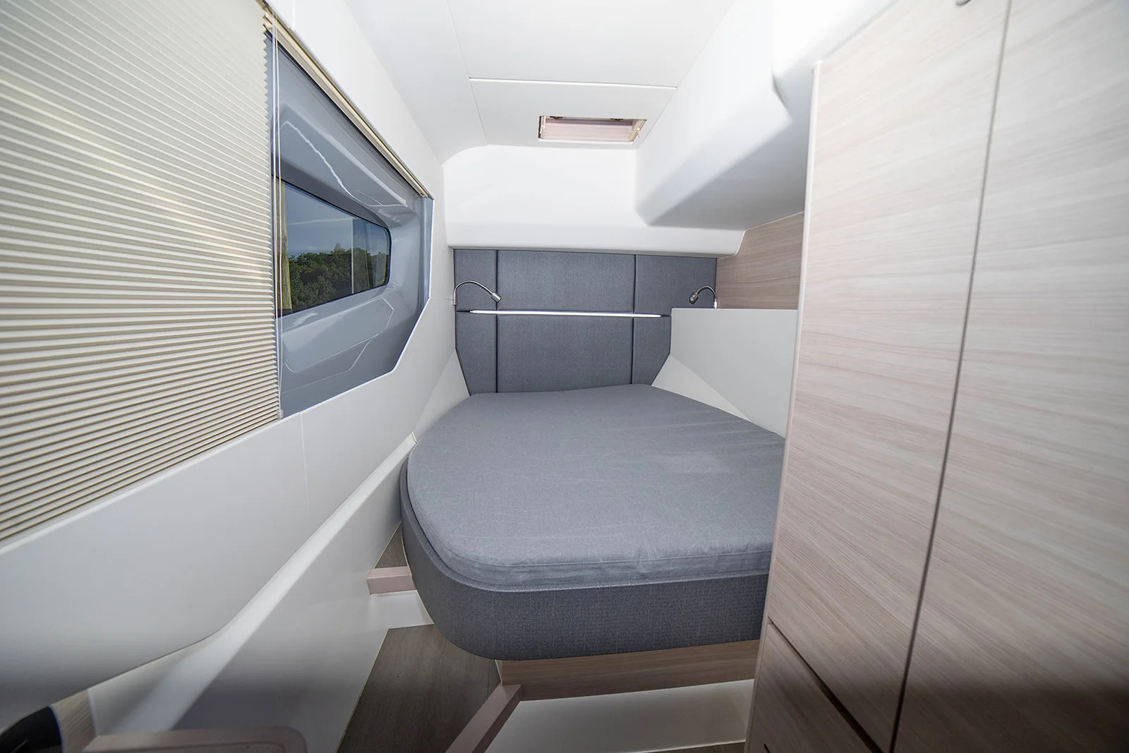 2026 Aquila 42 COUPE Image Thumbnail #30