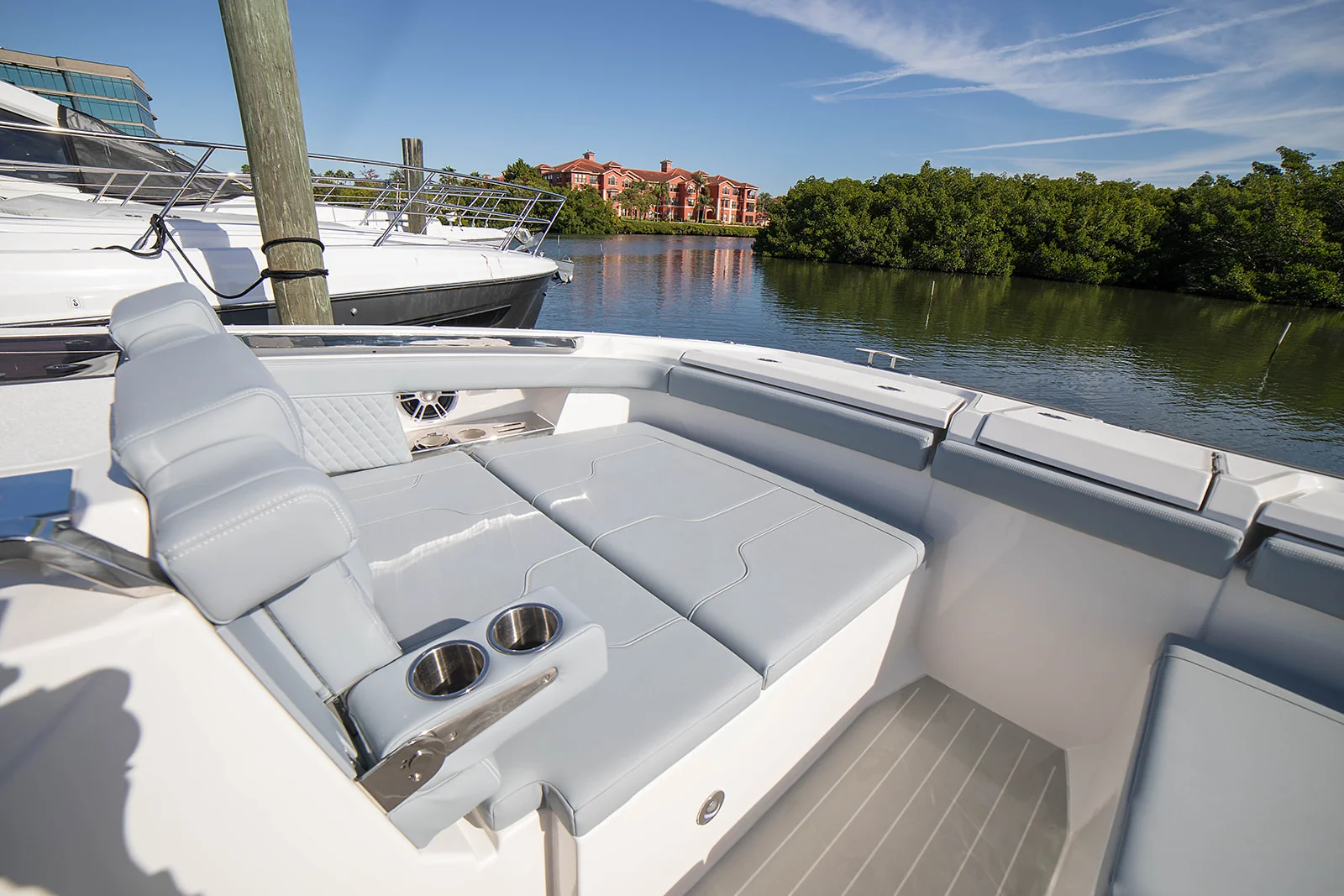 2026 Aquila 42 COUPE Image Thumbnail #39