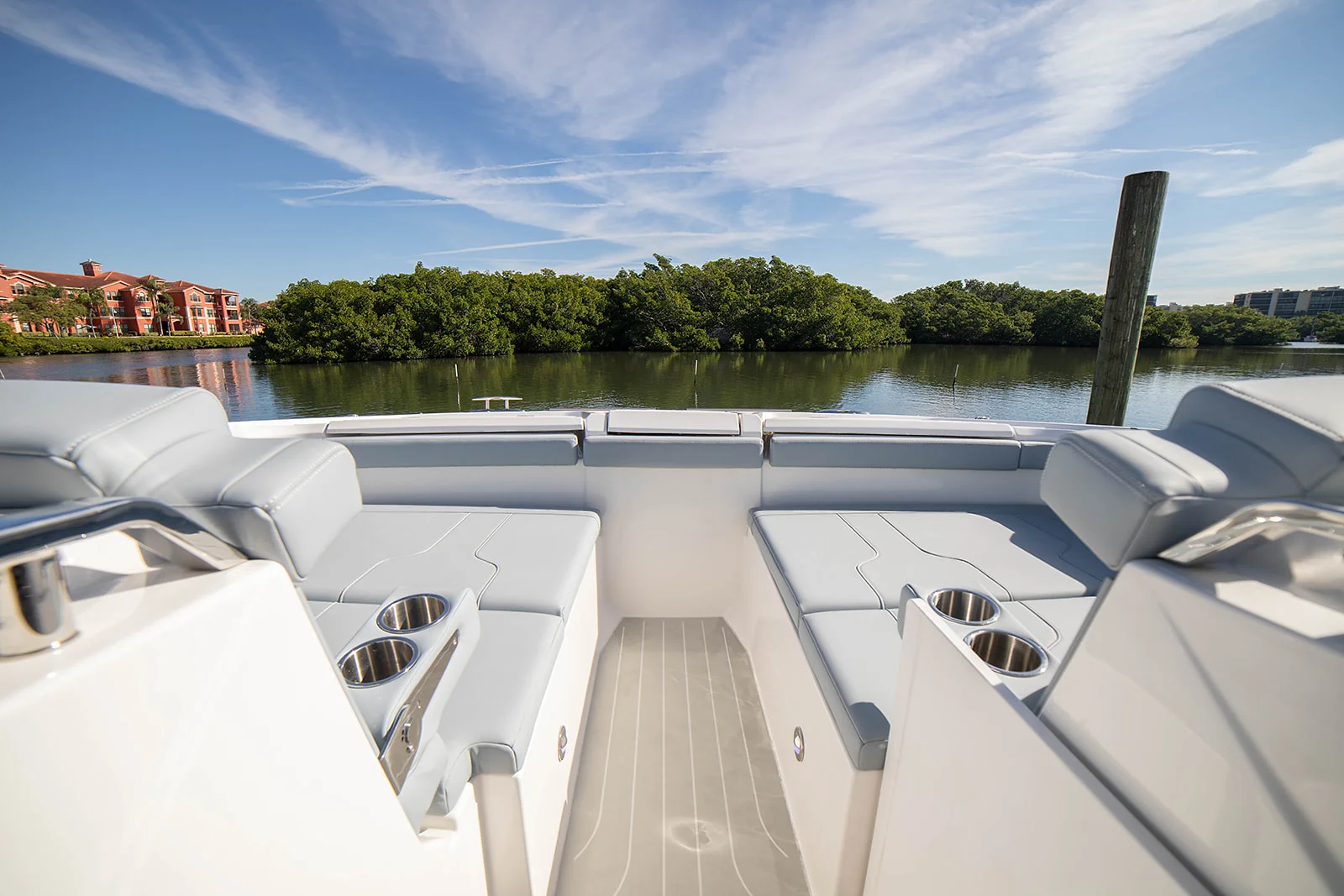 2026 Aquila 42 COUPE Image Thumbnail #38