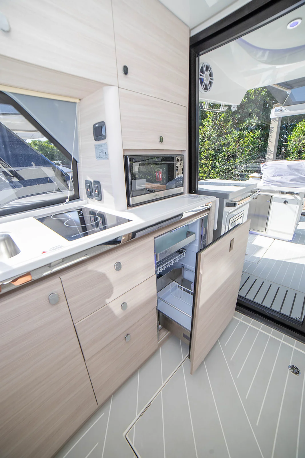 2026 Aquila 42 COUPE Image Thumbnail #10