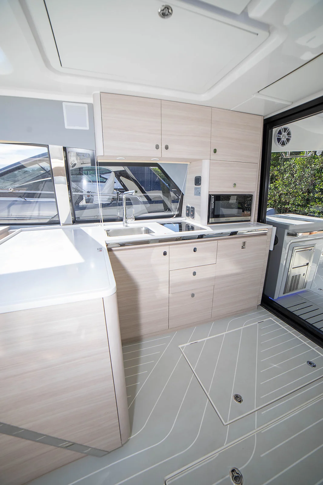 2026 Aquila 42 COUPE Image Thumbnail #9