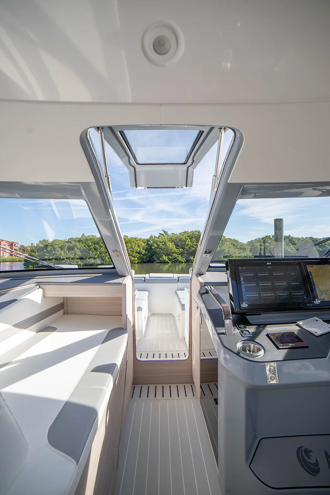 2026 Aquila 42 COUPE Image Thumbnail #37