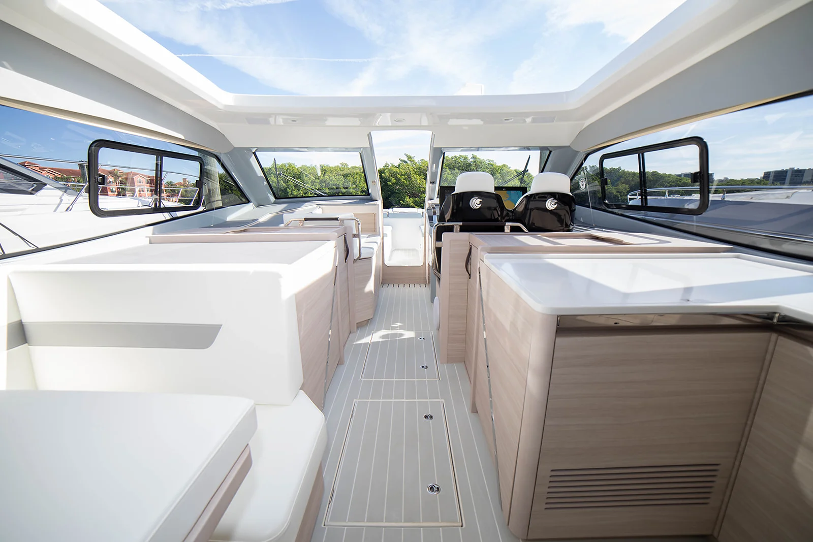 2026 Aquila 42 COUPE Image Thumbnail #14