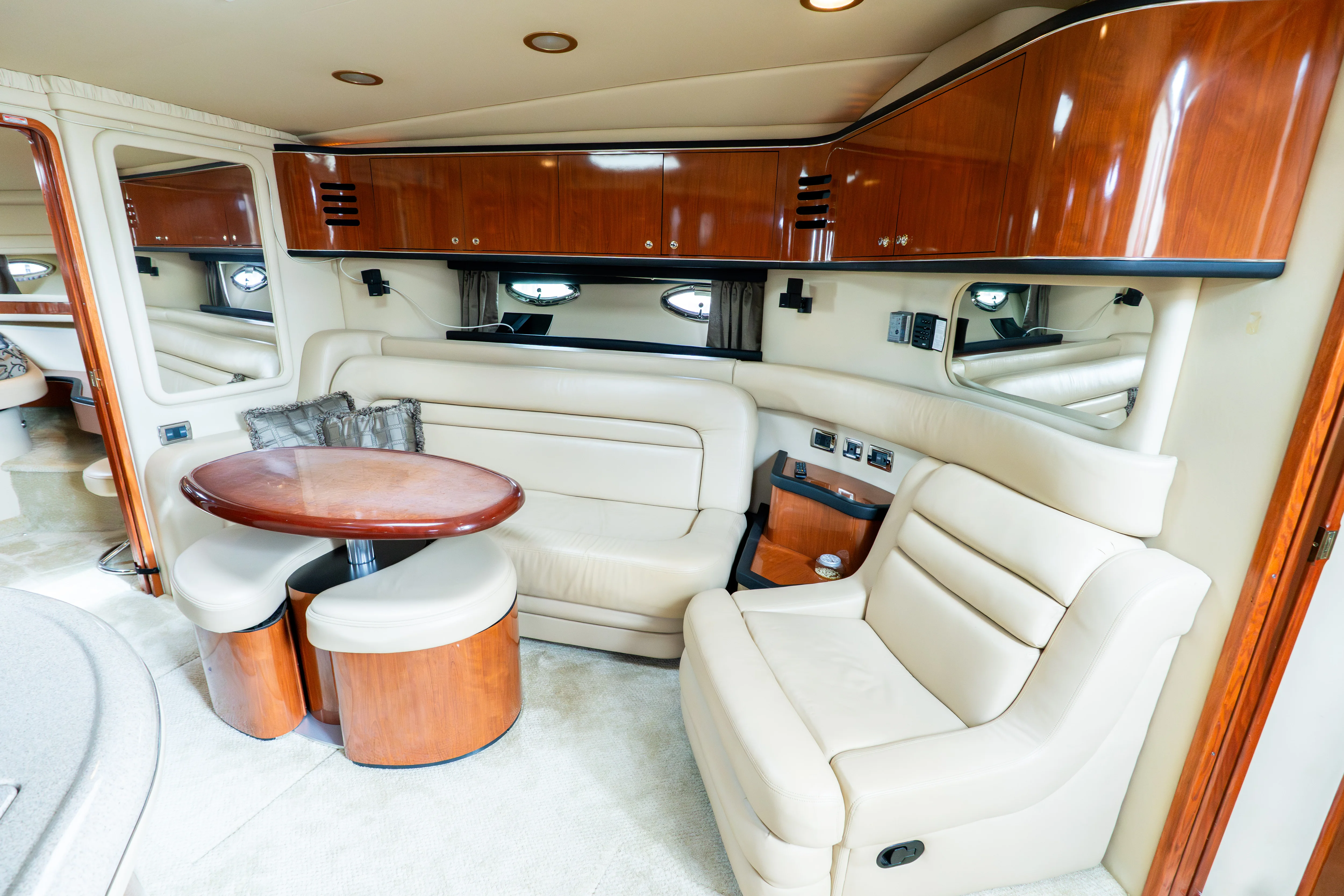 2003 Sea Ray 460 SUNDANCER Image Thumbnail #24