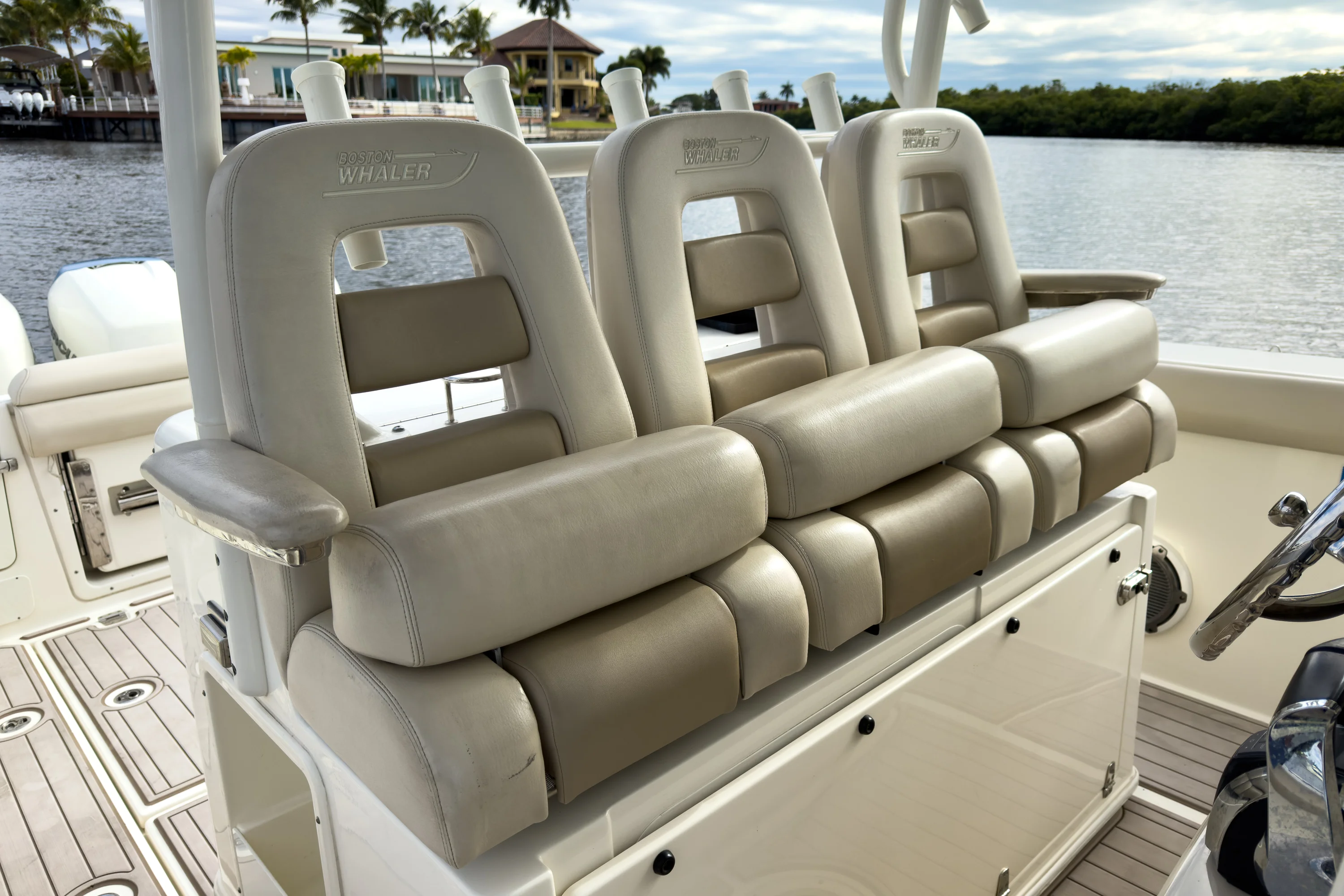 2019 Boston Whaler 350 Outrage Image Thumbnail #11