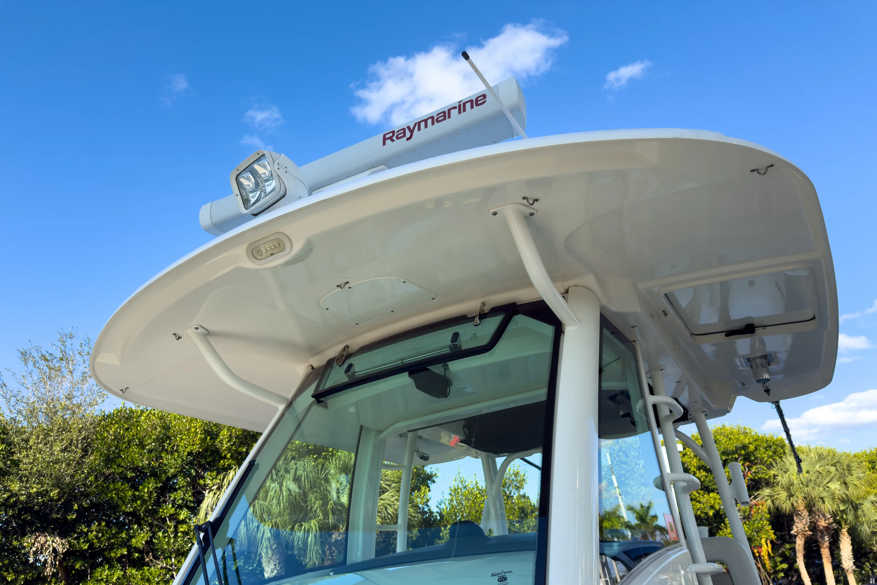 2019 Boston Whaler 350 Outrage Image Thumbnail #16