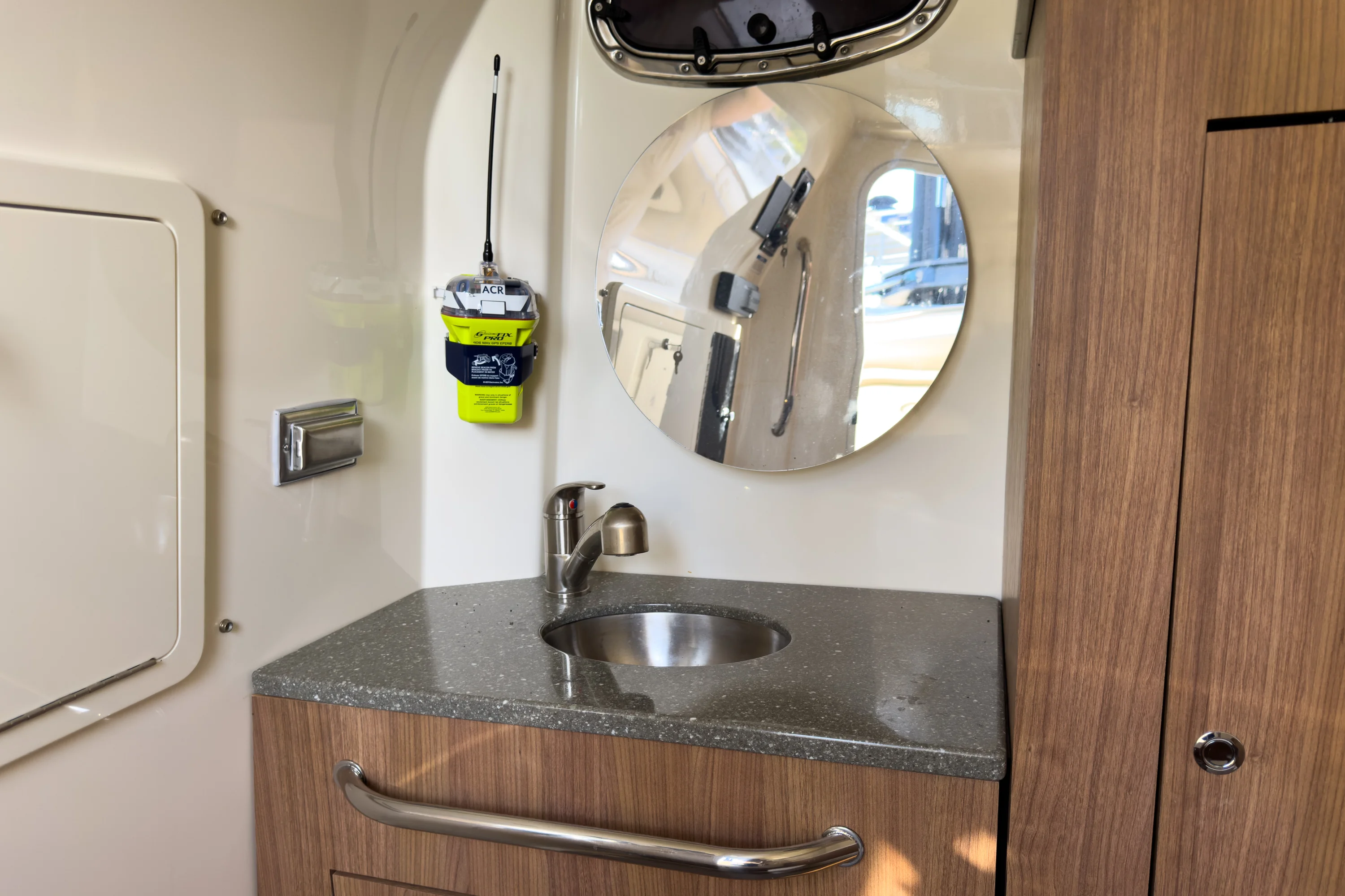 2019 Boston Whaler 350 Outrage Image Thumbnail #13