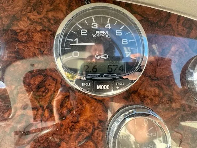 2005 Sea Ray 290 Select EX Image Thumbnail #2