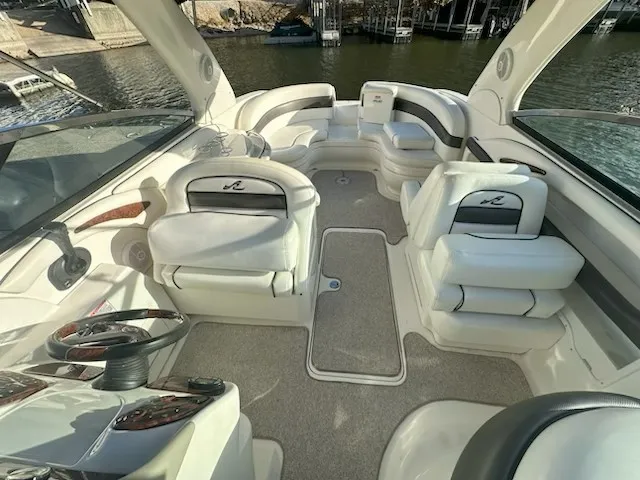 2005 Sea Ray 290 Select EX Image Thumbnail #3
