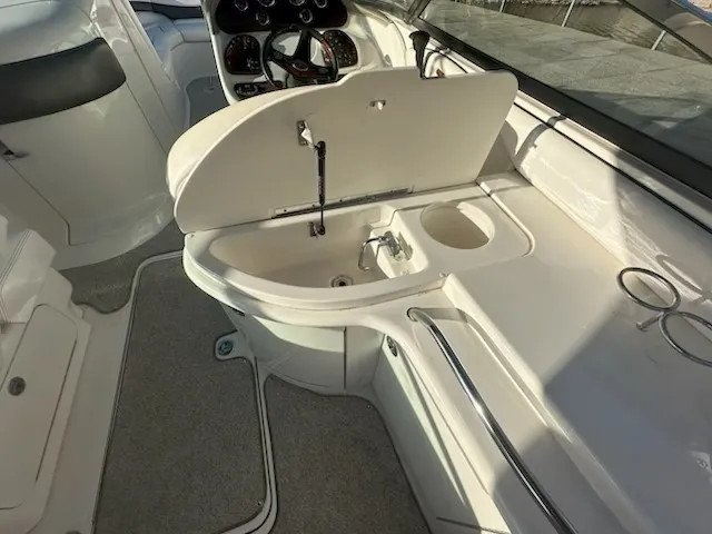2005 Sea Ray 290 Select EX Image Thumbnail #10