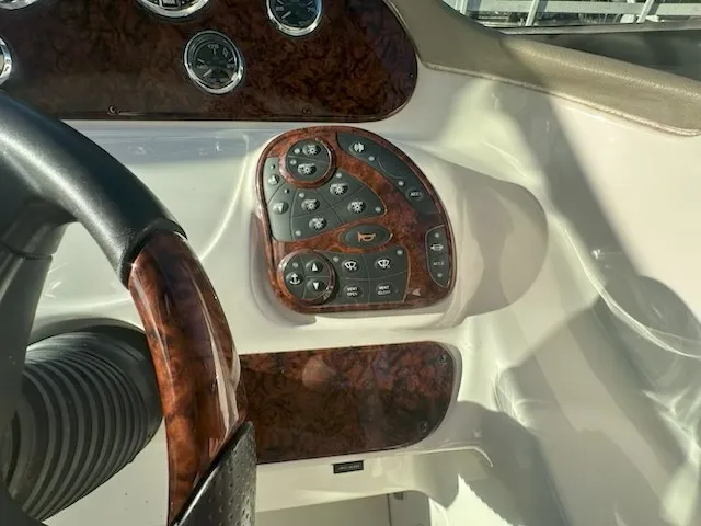 2005 Sea Ray 290 Select EX Image Thumbnail #9