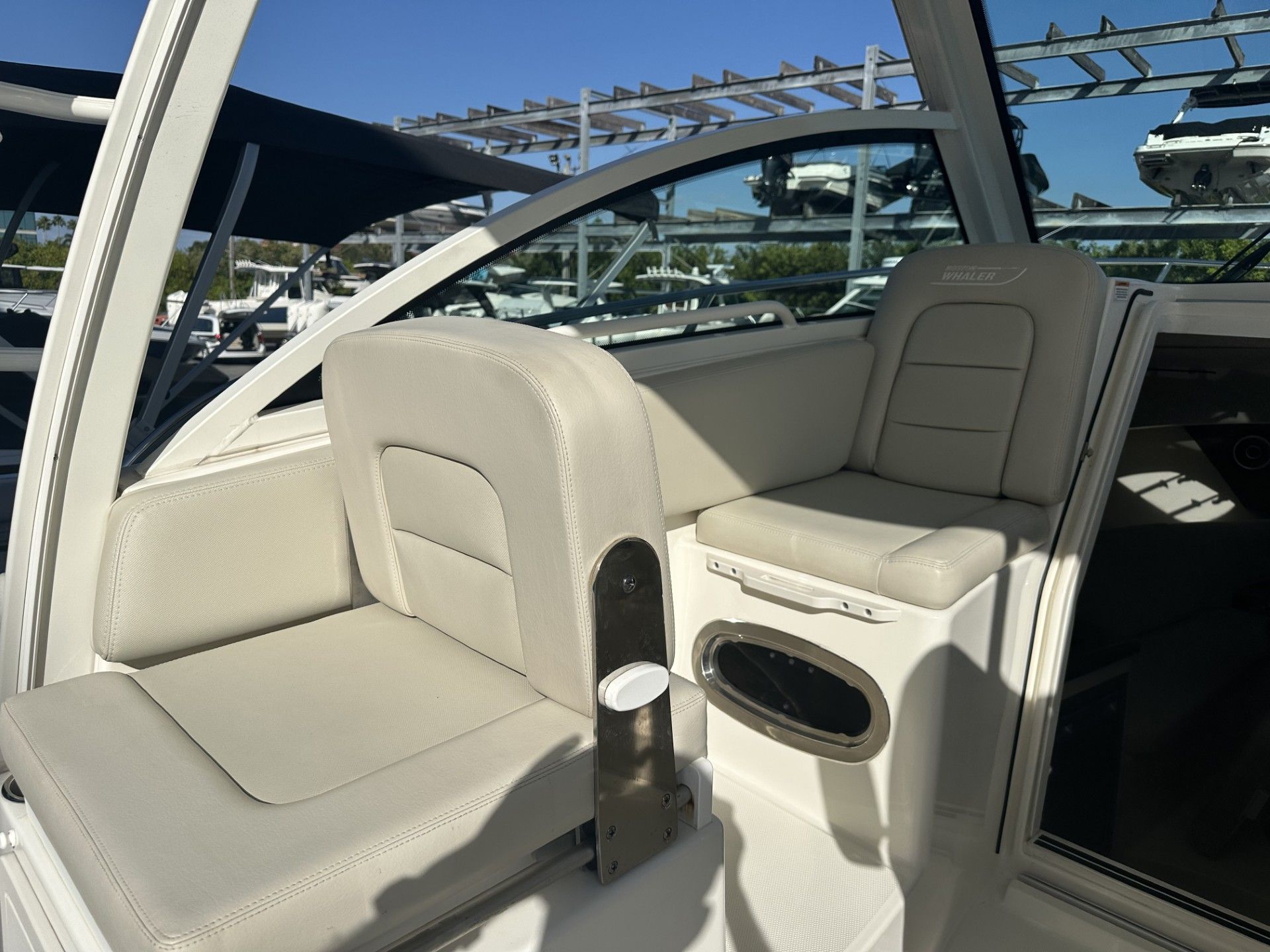 2021 Boston Whaler 285 CONQUEST Image Thumbnail #21