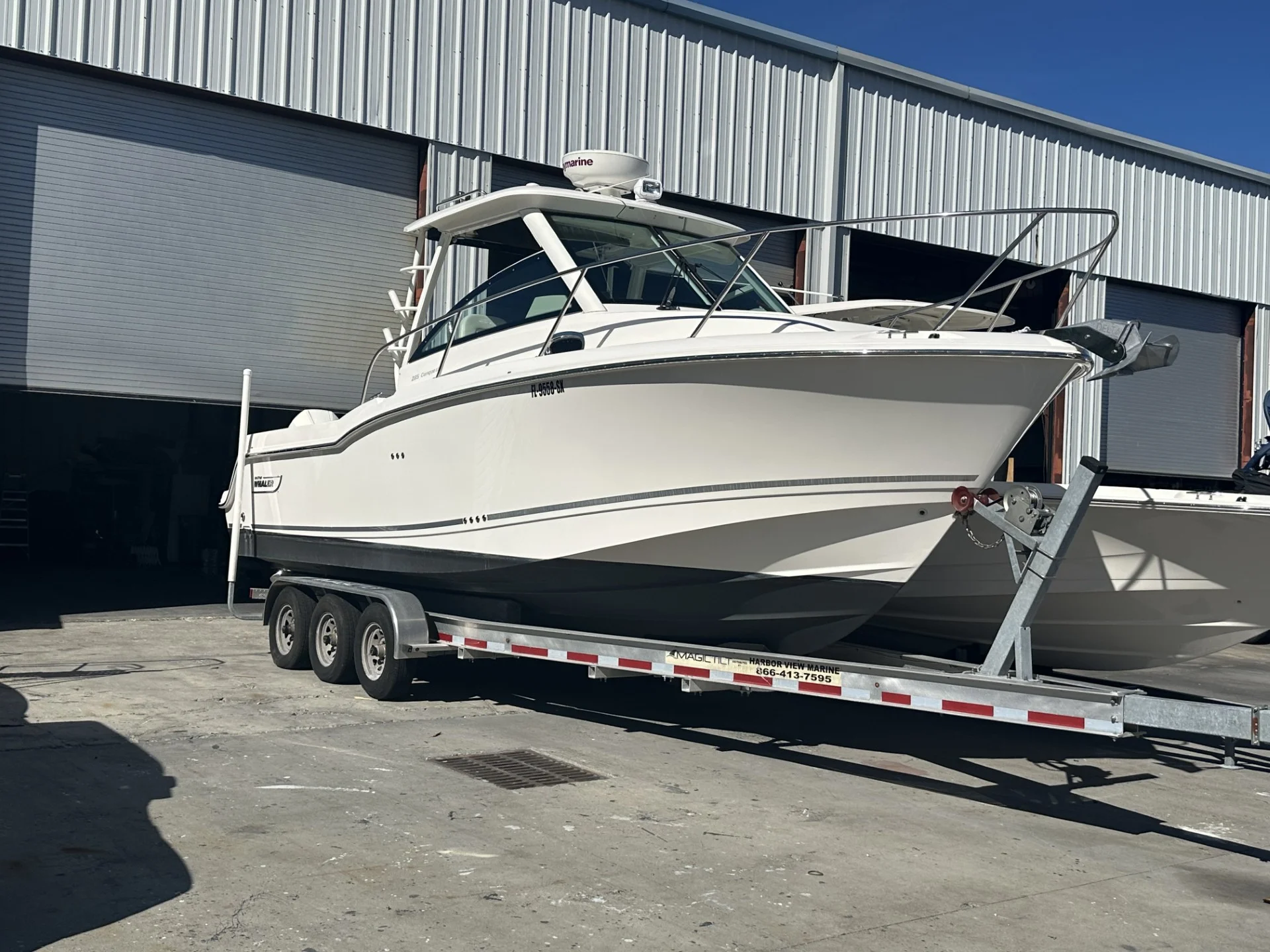 2021 Boston Whaler 285 CONQUEST