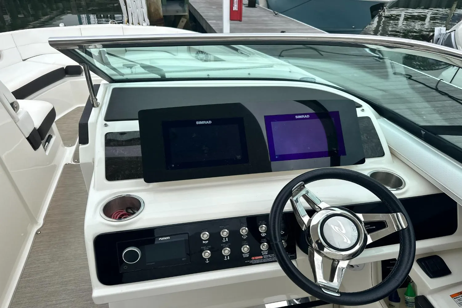 2019 Sea Ray 310 SLX Image Thumbnail #11