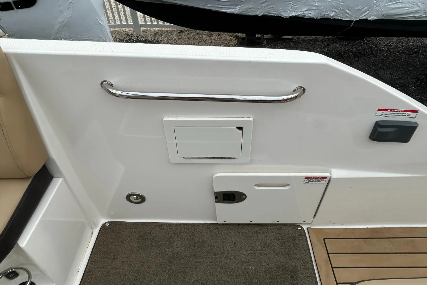 2019 Sea Ray SDX 250 Outboard Image Thumbnail #7