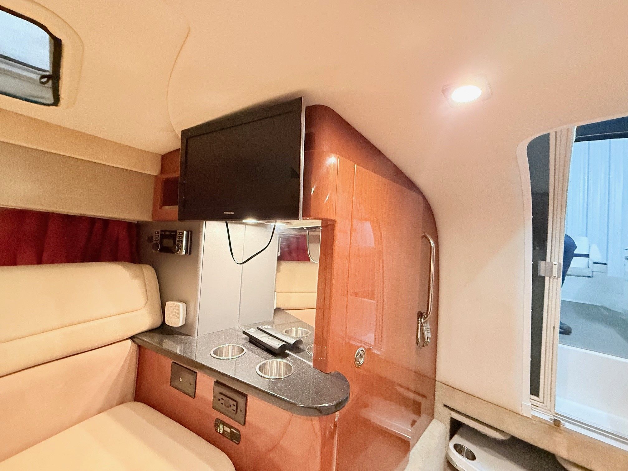 2012 Formula 310 SS Image Thumbnail #15