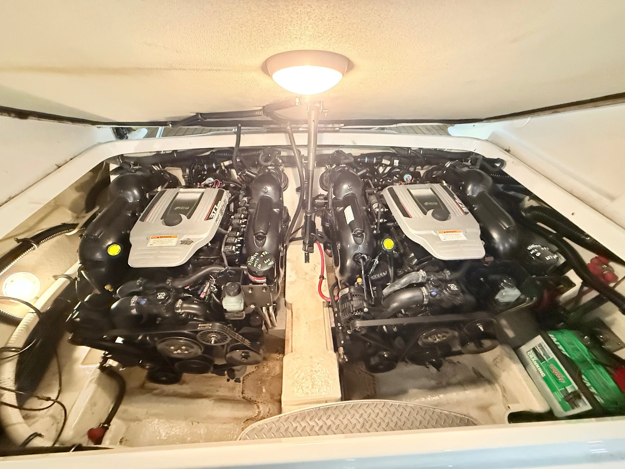 2012 Formula 310 SS Image Thumbnail #17