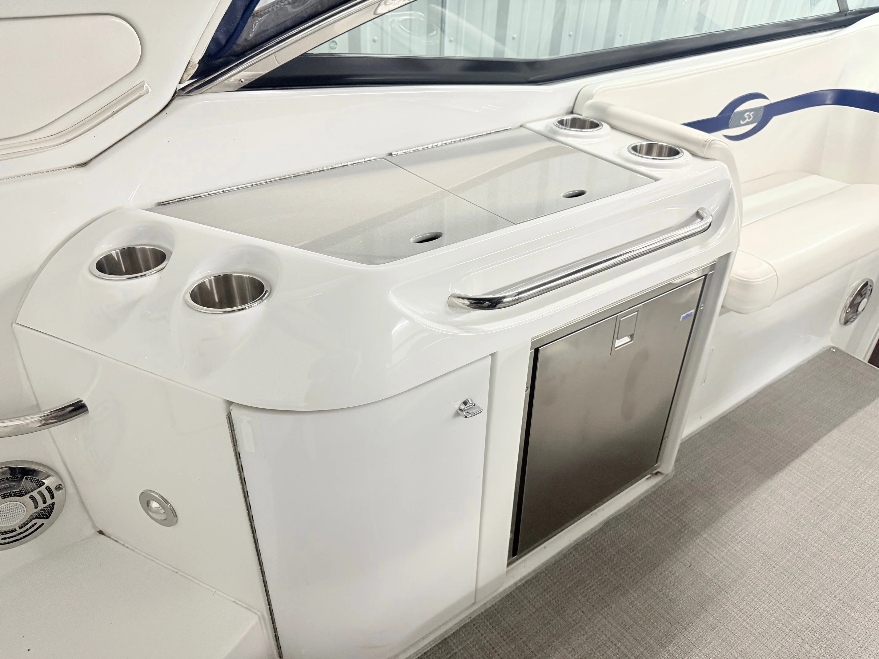 2012 Formula 310 SS Image Thumbnail #11