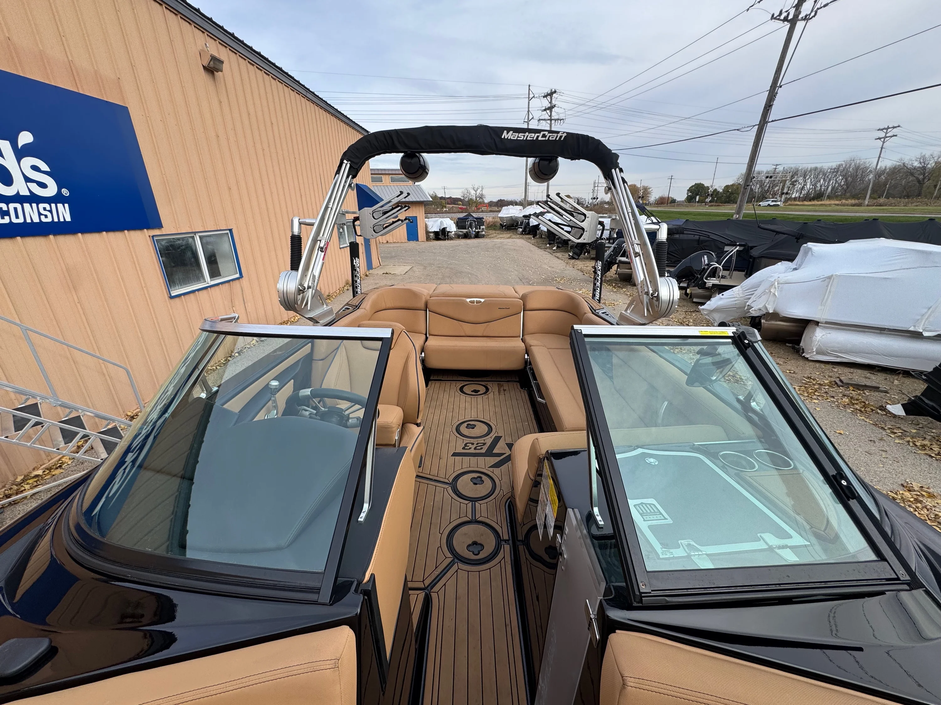 2021 Mastercraft XT 23 Image Thumbnail #9