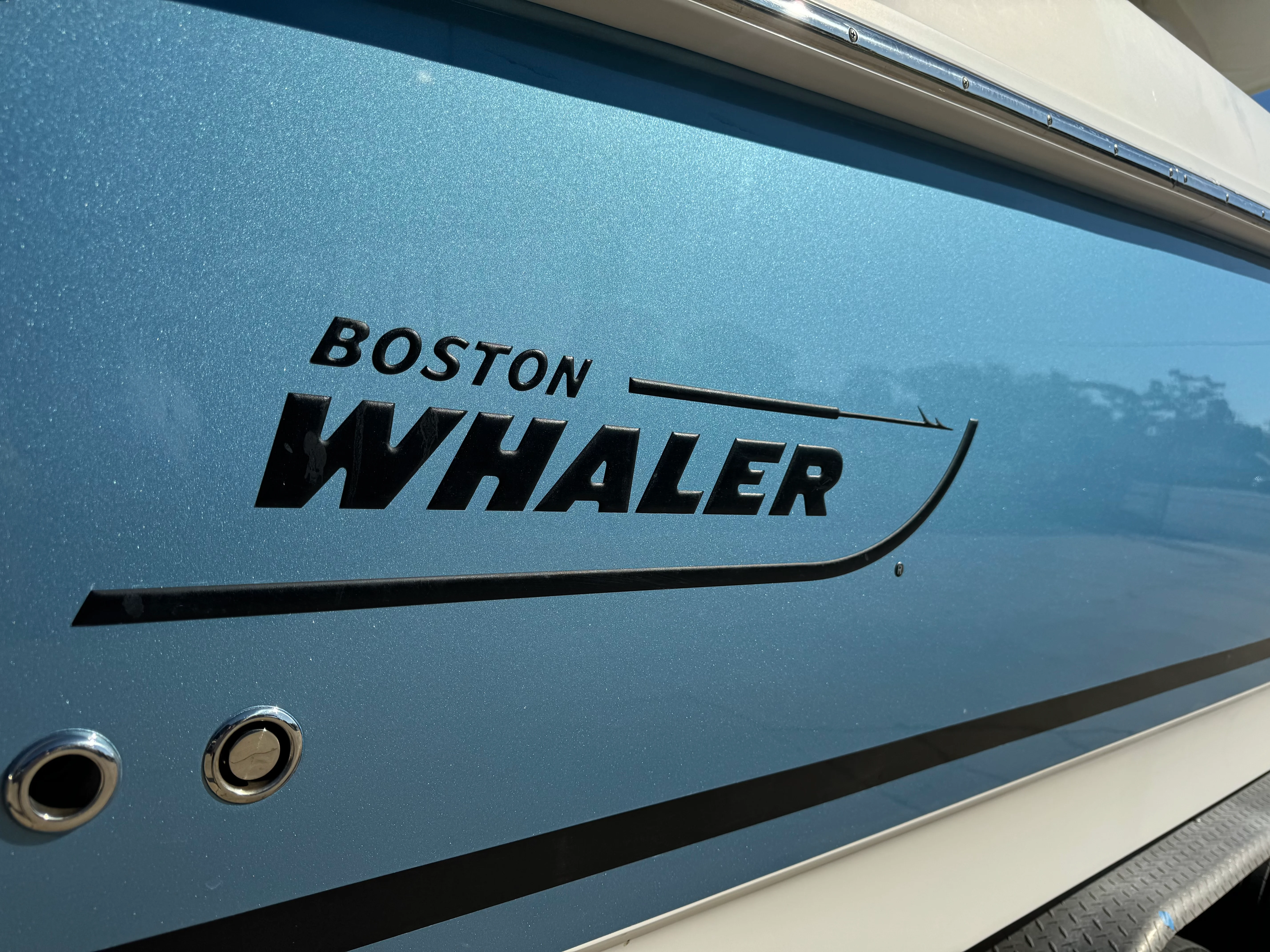 2019 Boston Whaler 330 Outrage Image Thumbnail #3